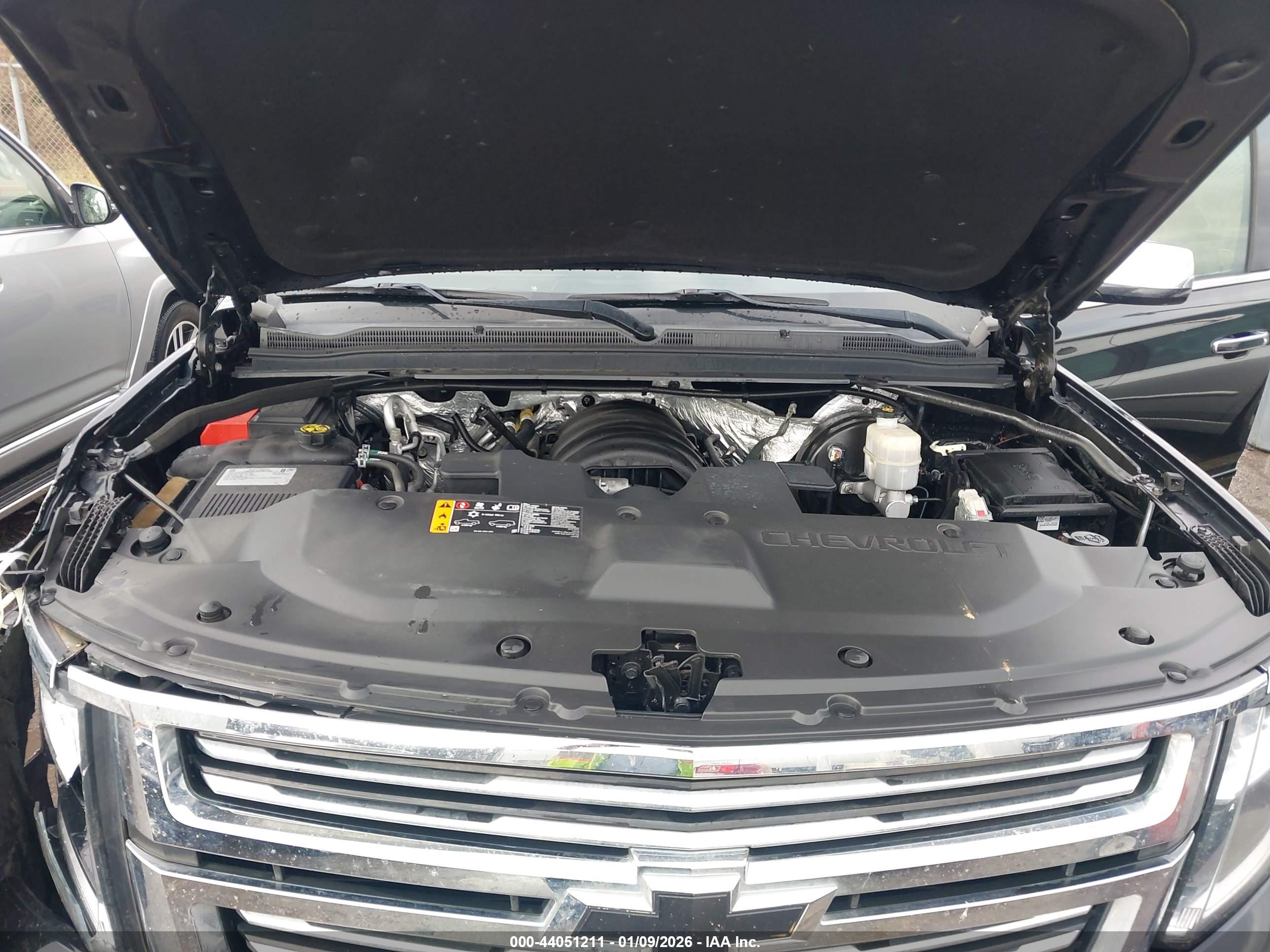CHEVROLET TAHOE image 10