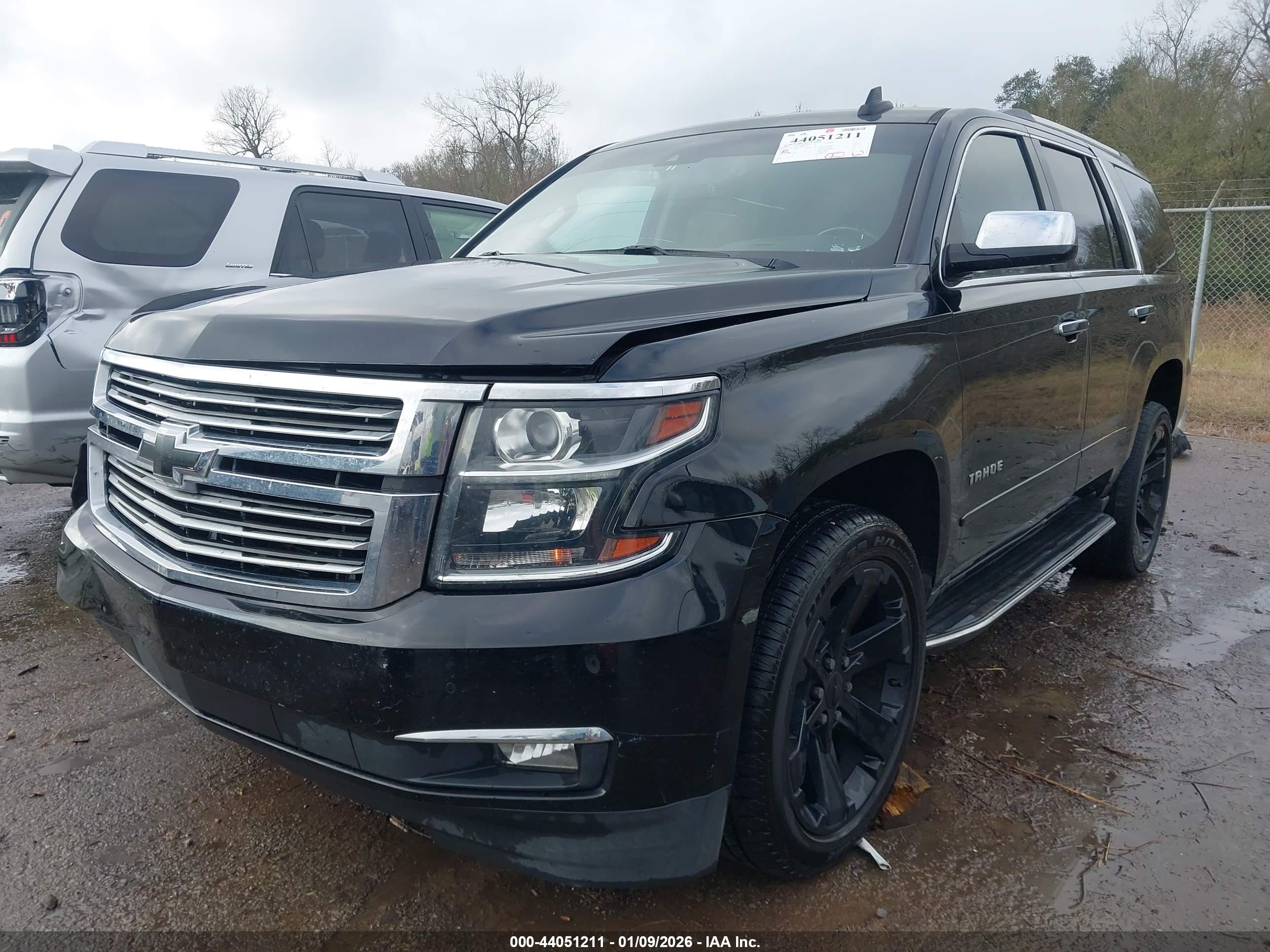 CHEVROLET TAHOE image 2