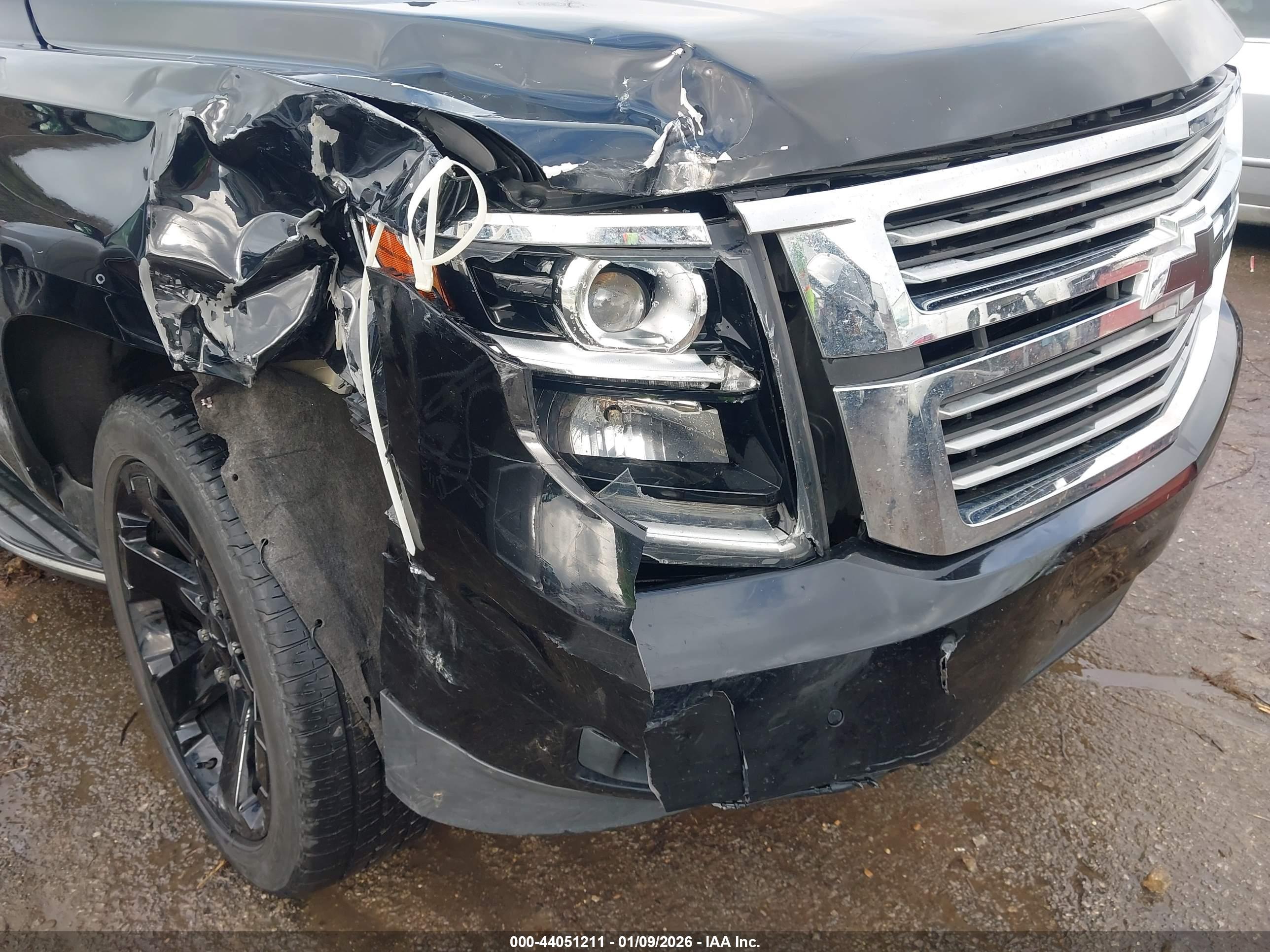 CHEVROLET TAHOE image 6