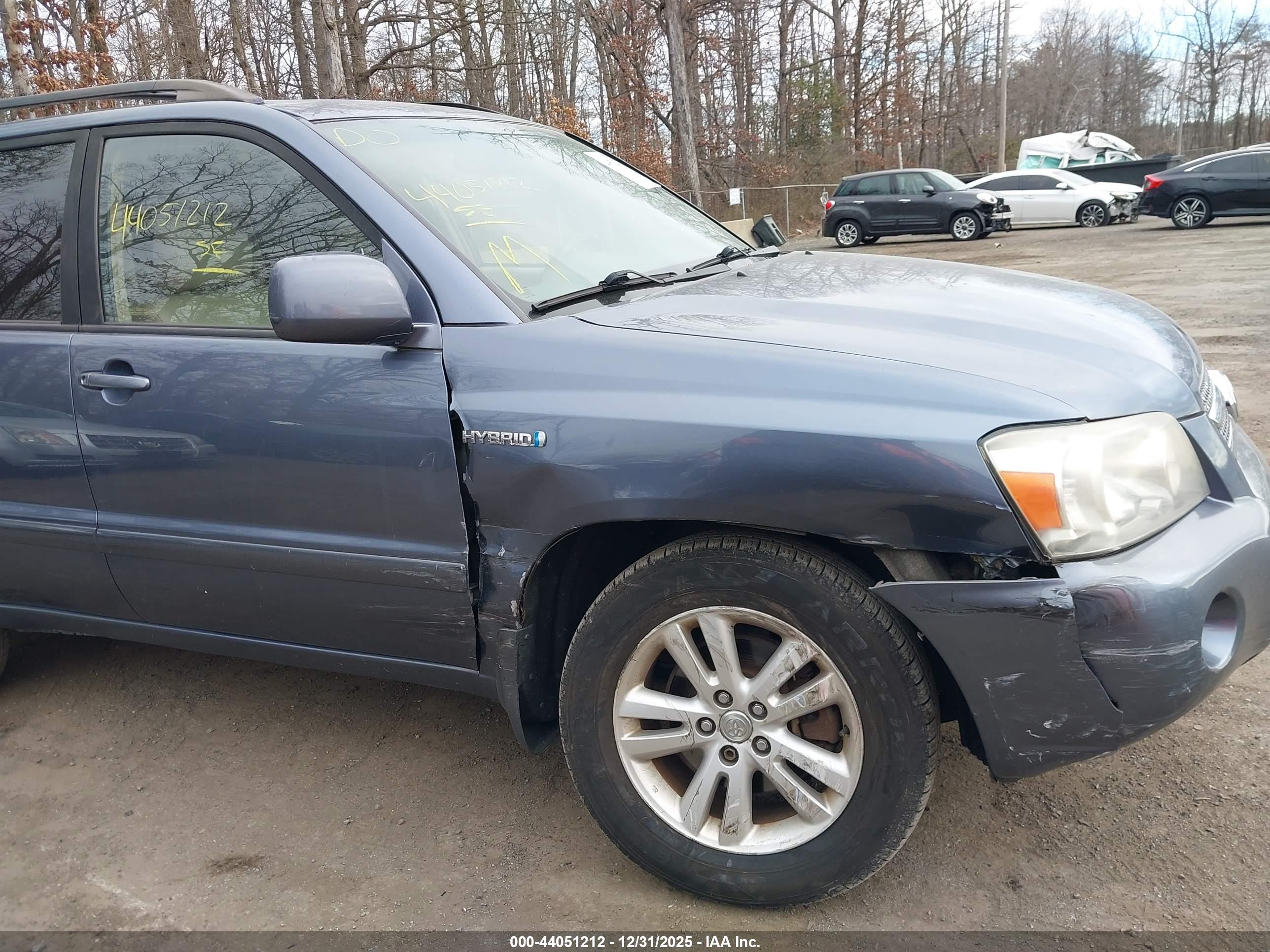 TOYOTA HIGHLANDER image 6