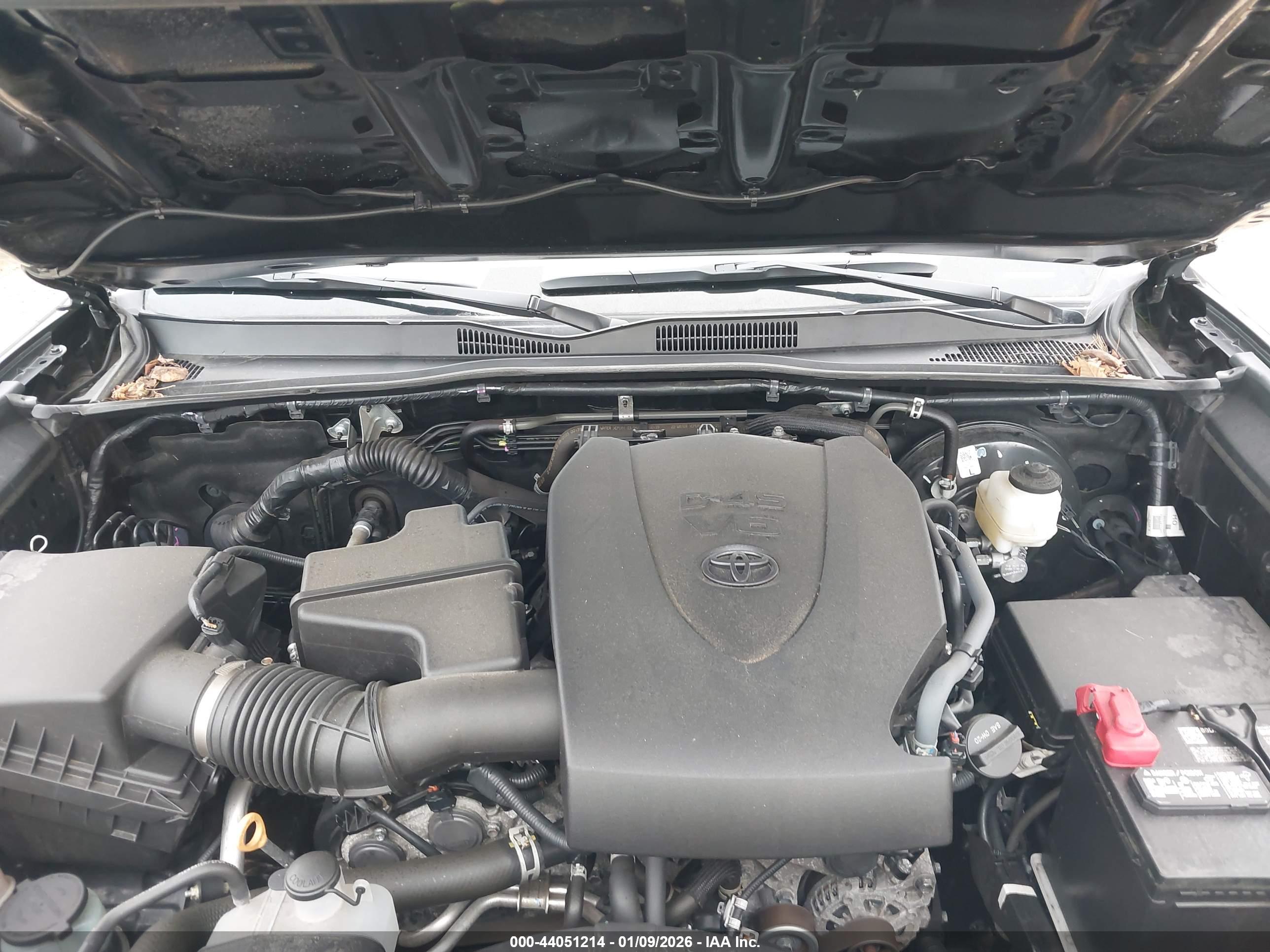 TOYOTA TACOMA image 10