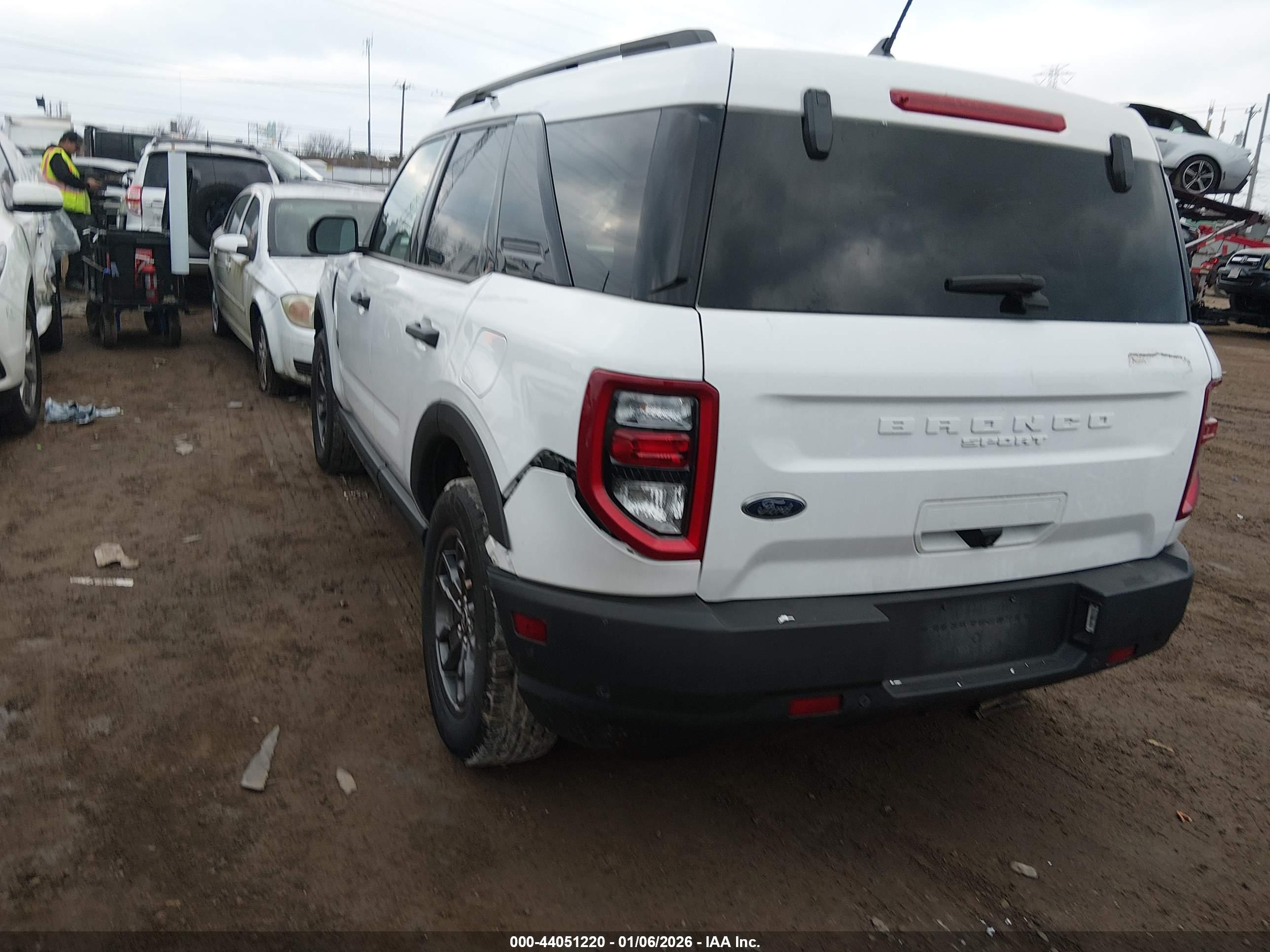 FORD BRONCO image 3