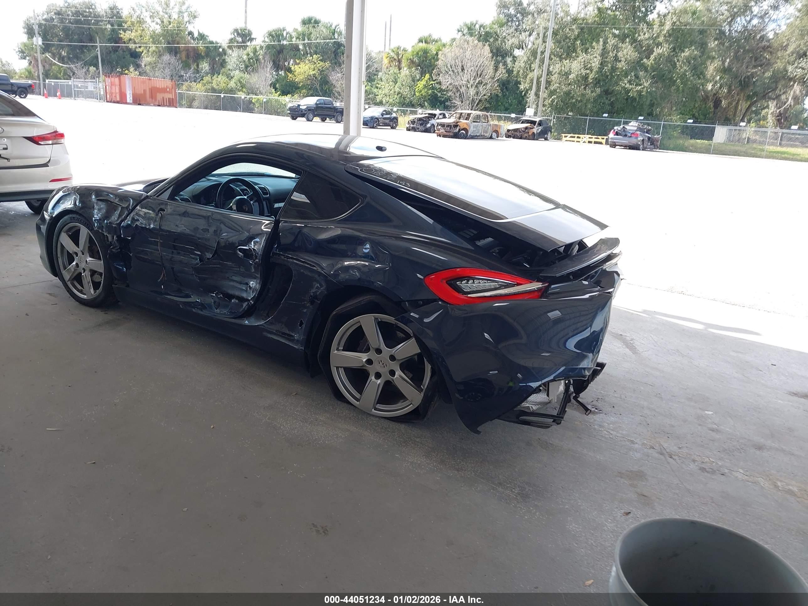 PORSCHE CAYMAN image 3