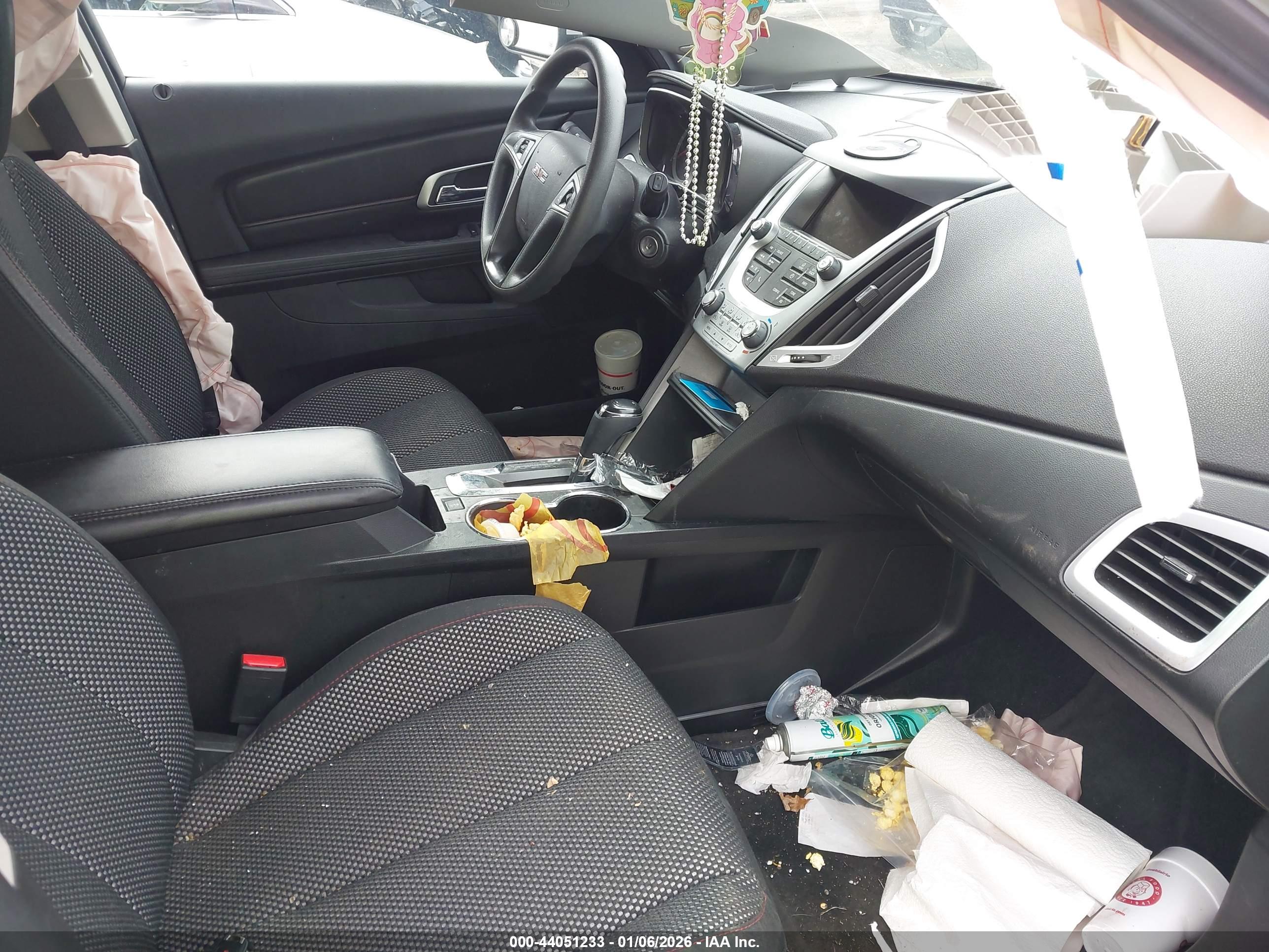 GMC TERRAIN image 5