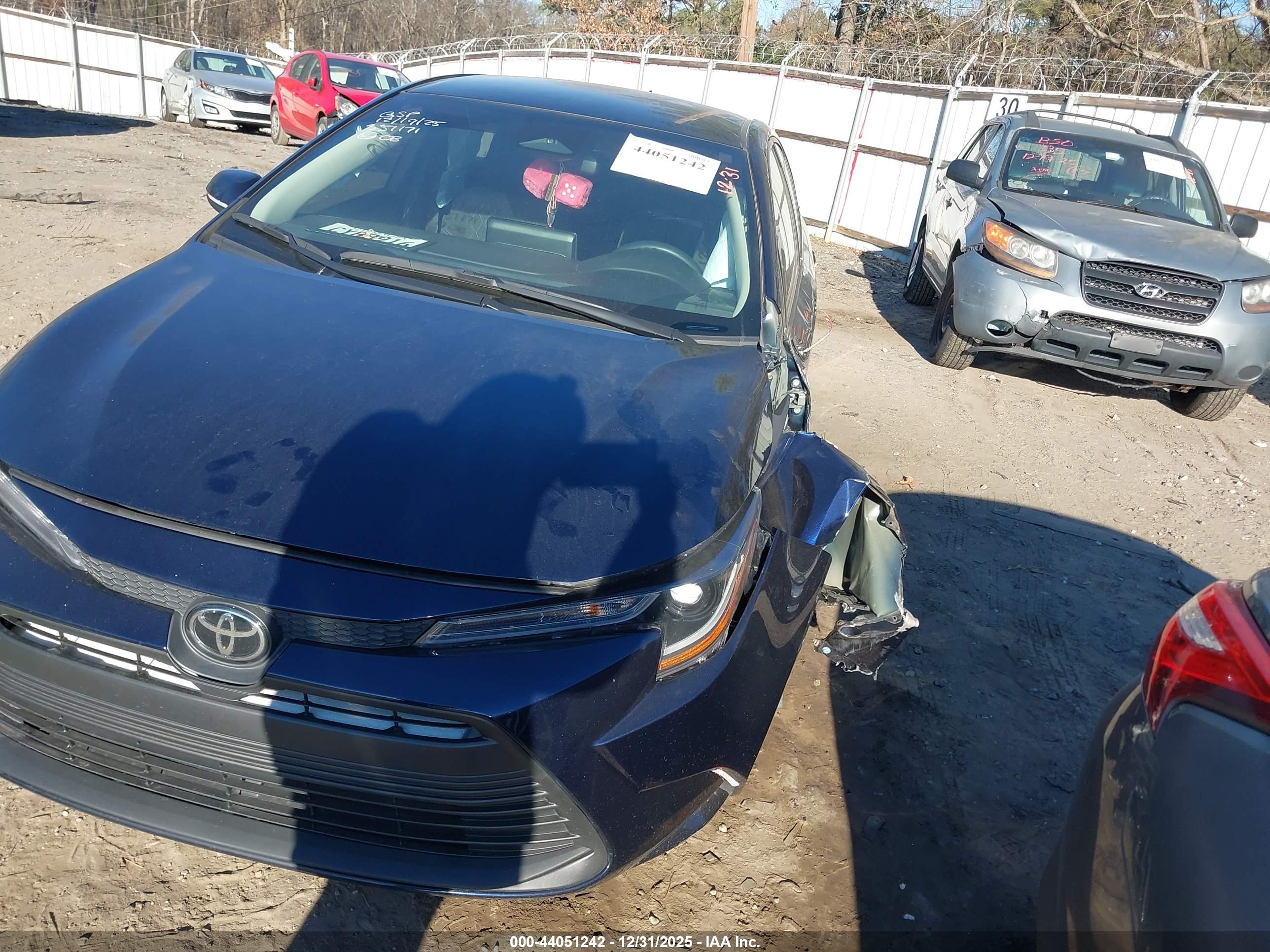 TOYOTA COROLLA image 6