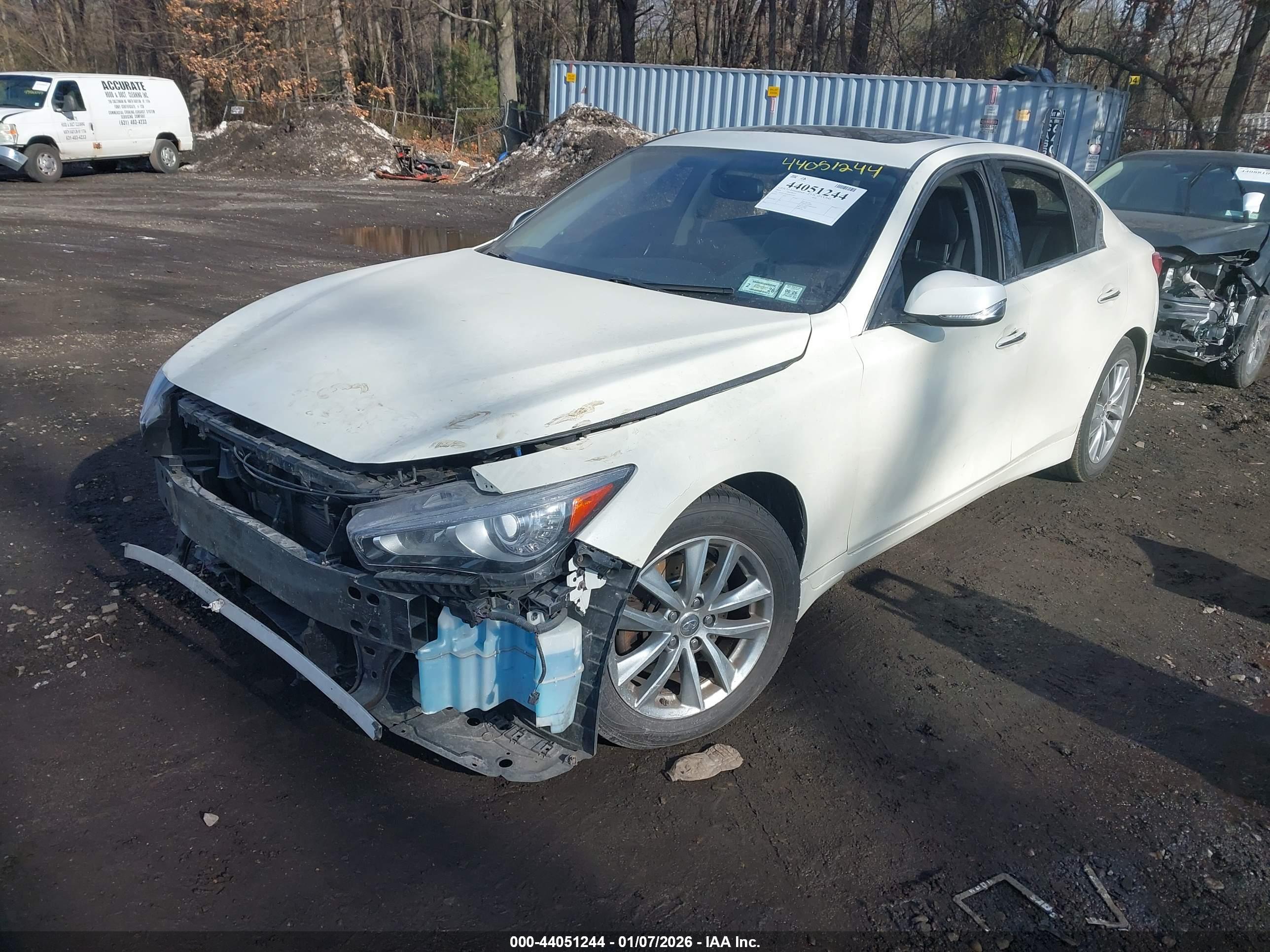 INFINITI Q50 image 2