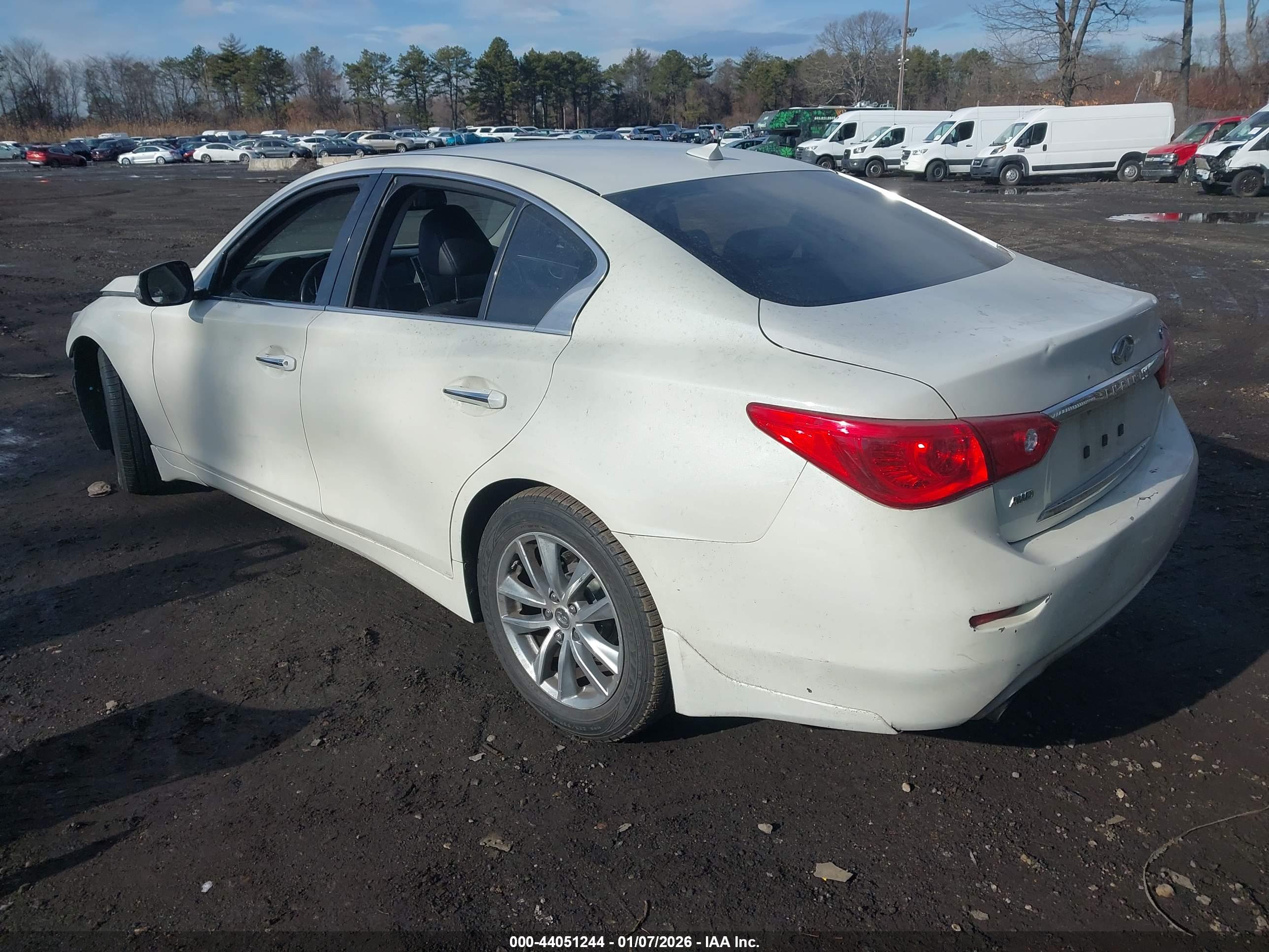 INFINITI Q50 image 3