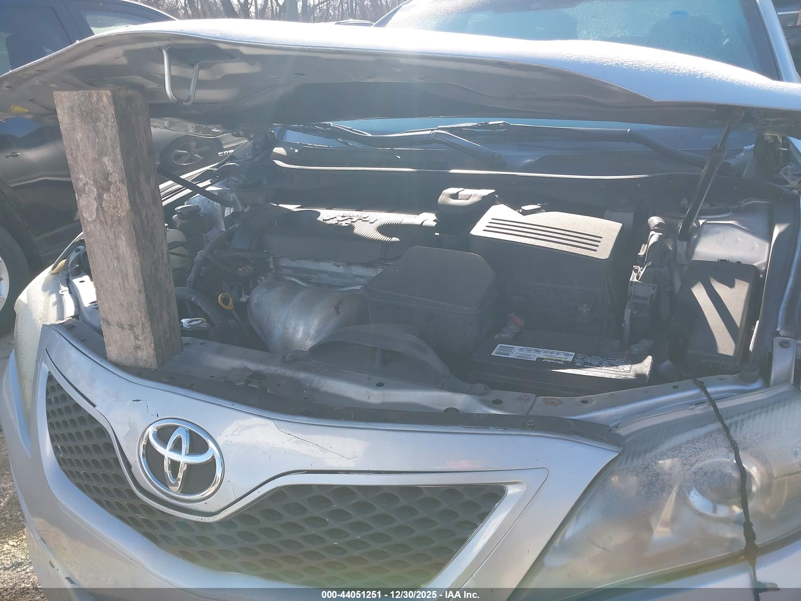 TOYOTA CAMRY image 10