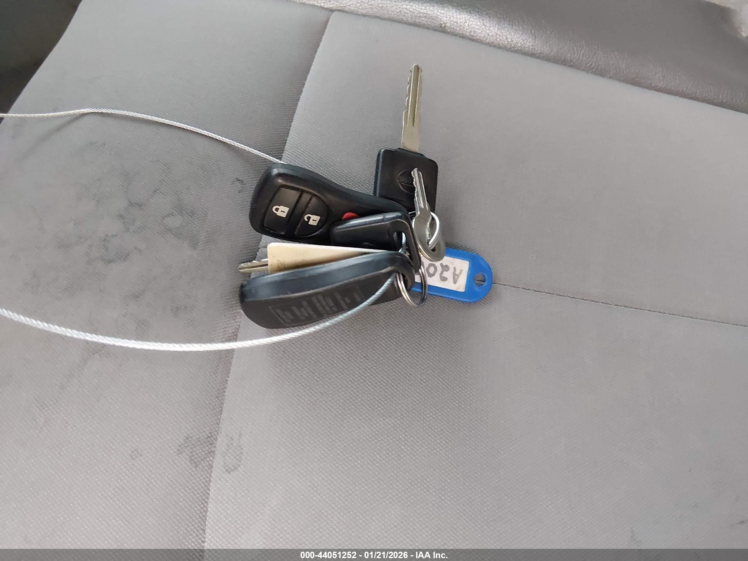 NISSAN NV image 11