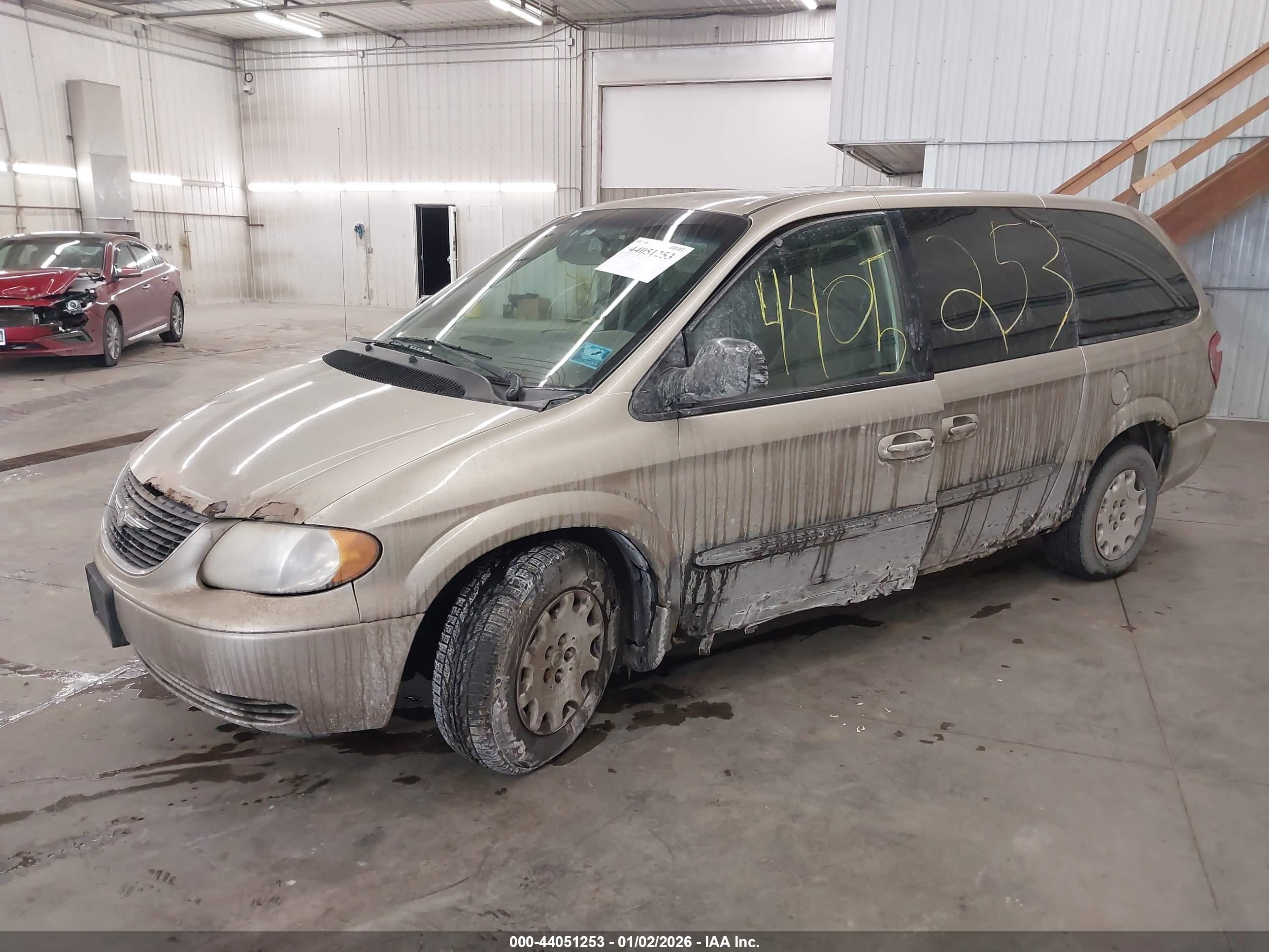 CHRYSLER TOWN image 2