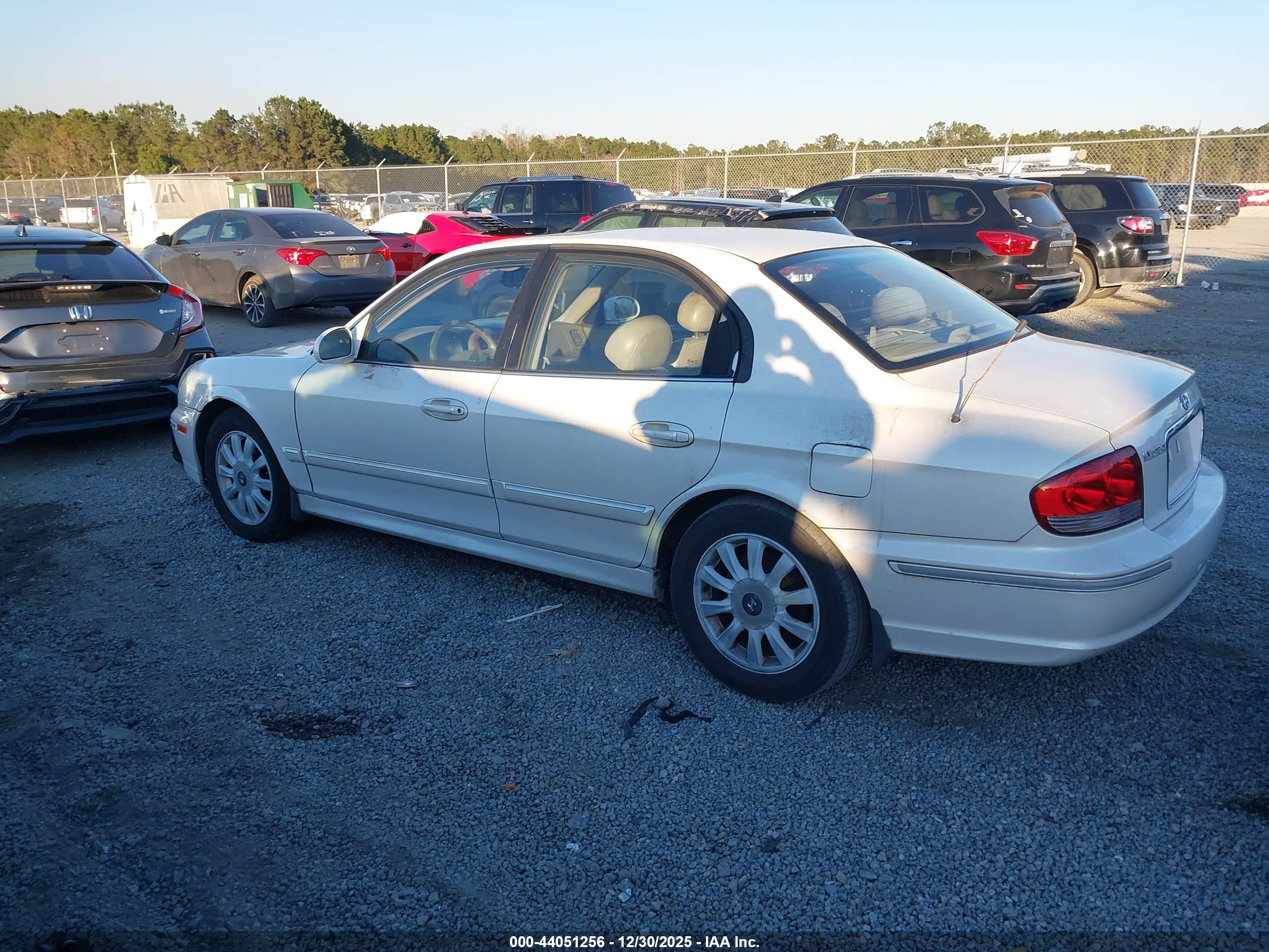 HYUNDAI SONATA image 3