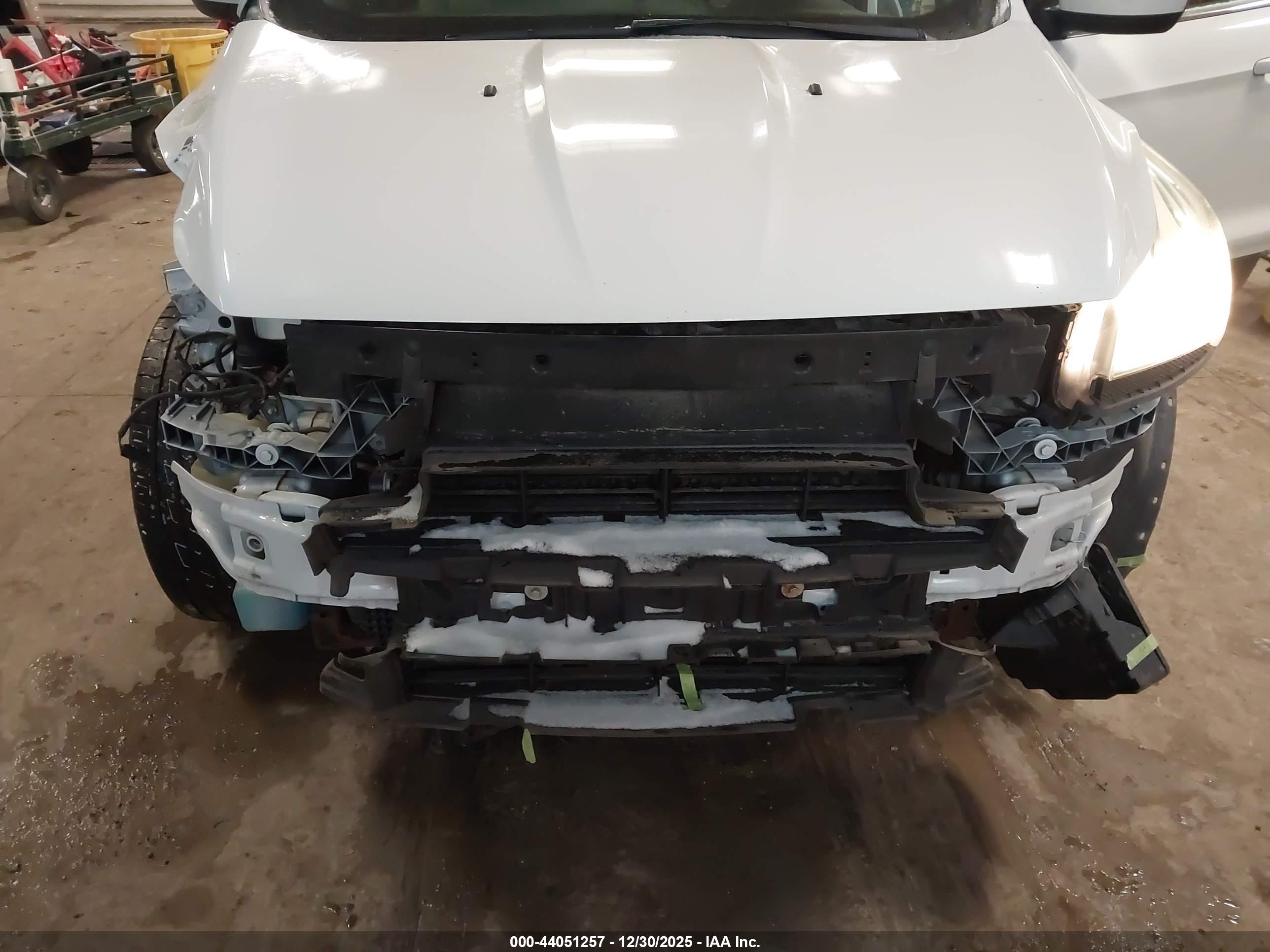 FORD ESCAPE image 6