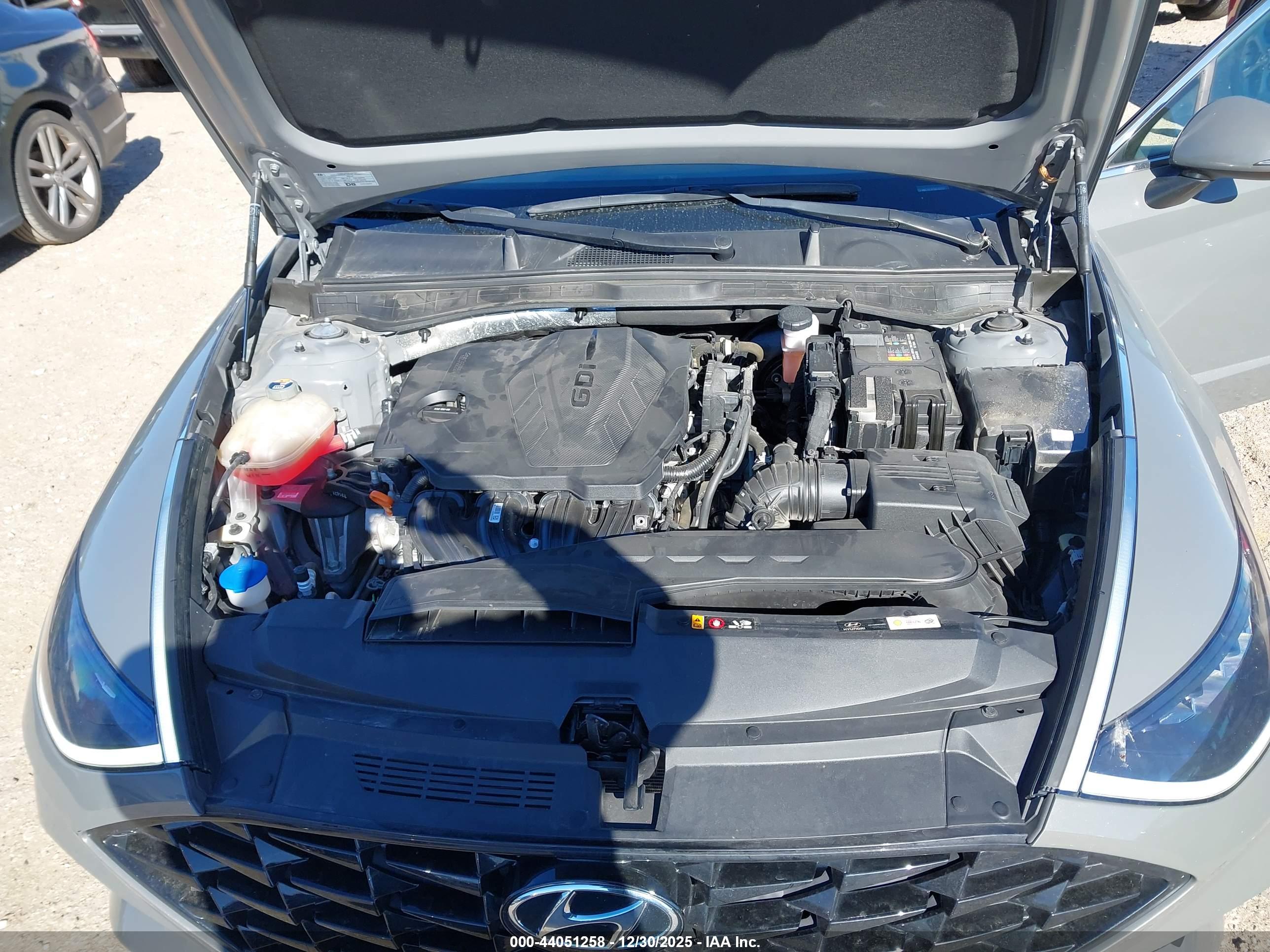 HYUNDAI SONATA image 10
