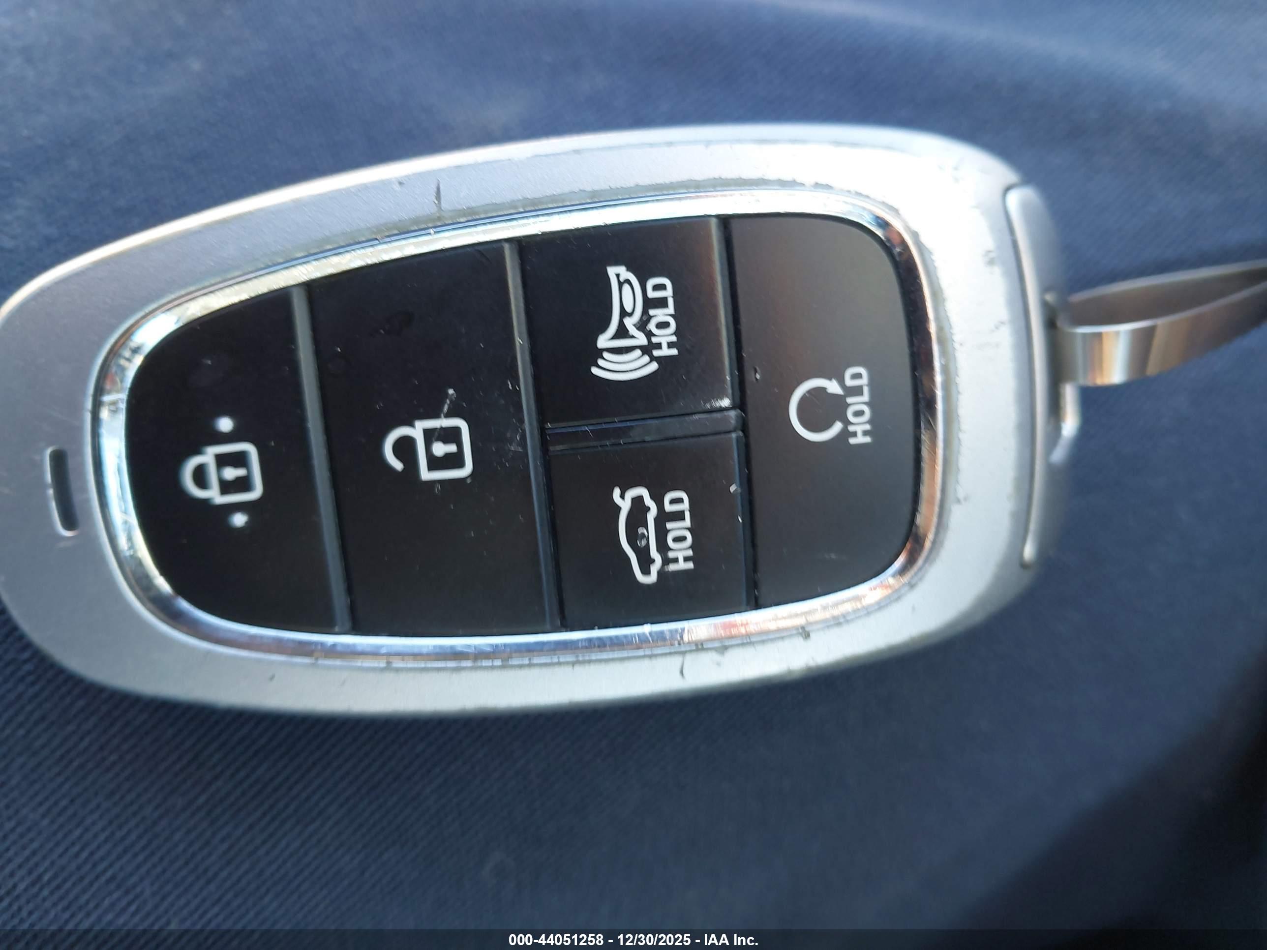 HYUNDAI SONATA image 11