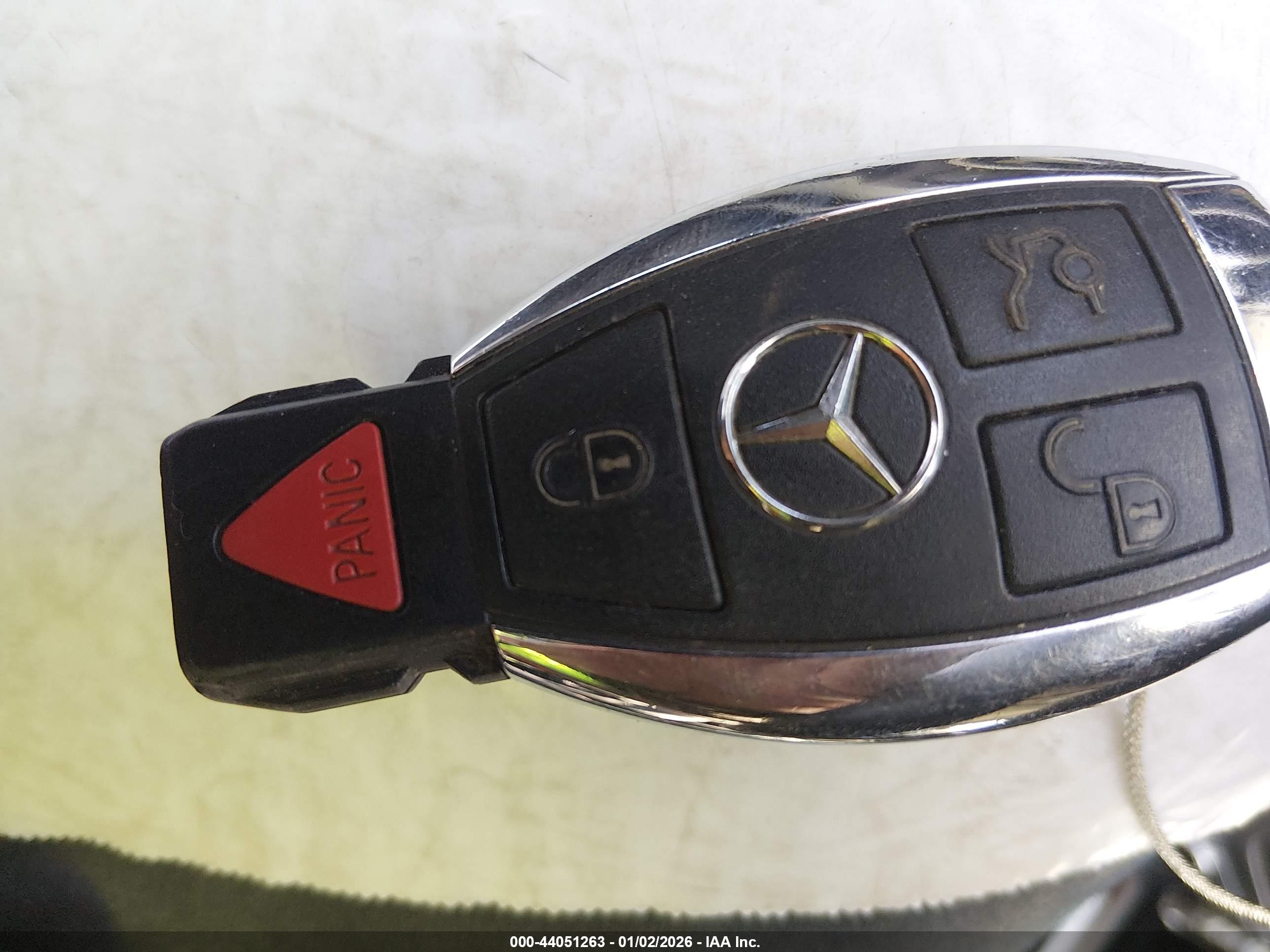MERCEDES-BENZ GLK image 11