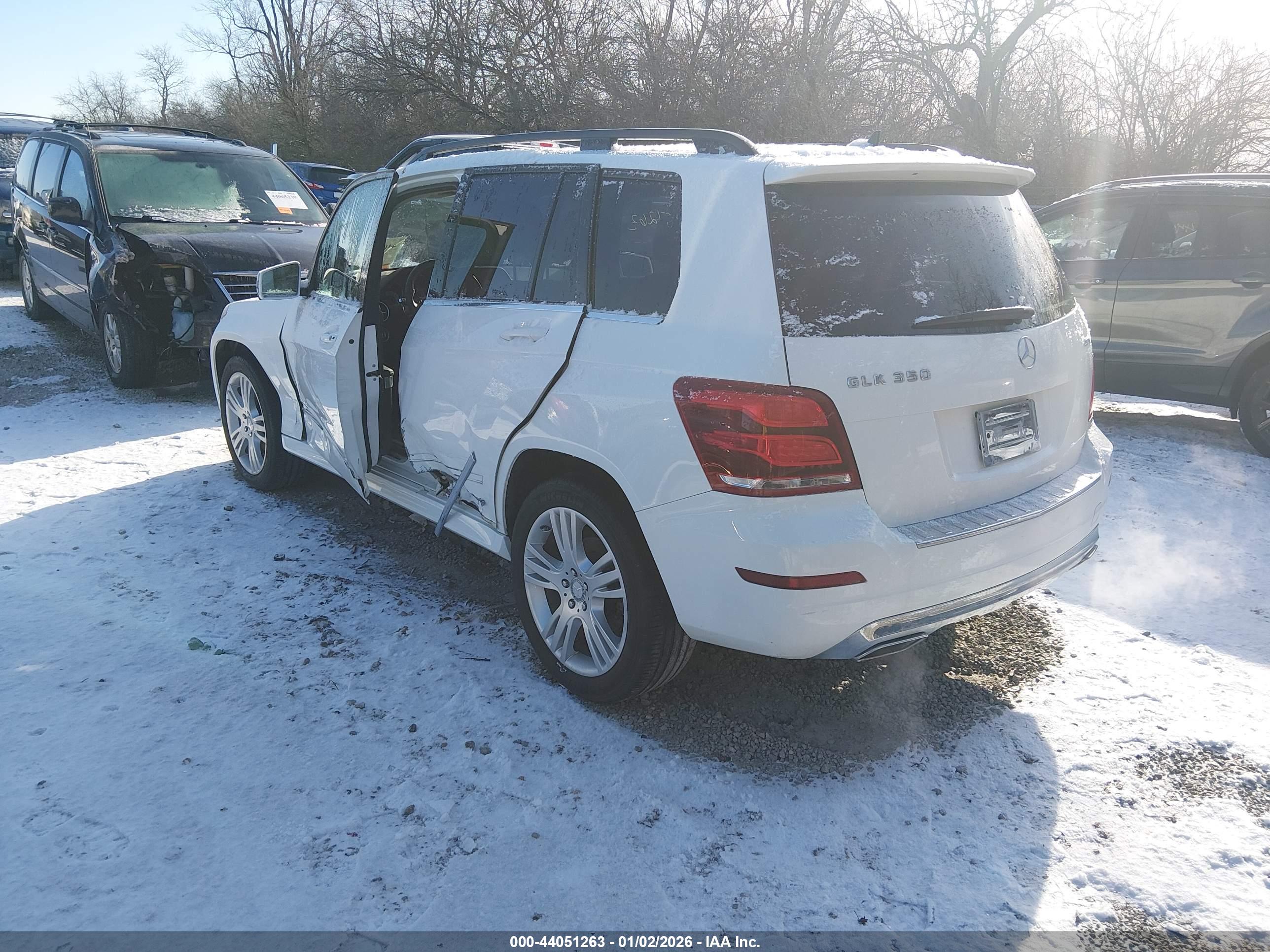 MERCEDES-BENZ GLK image 3