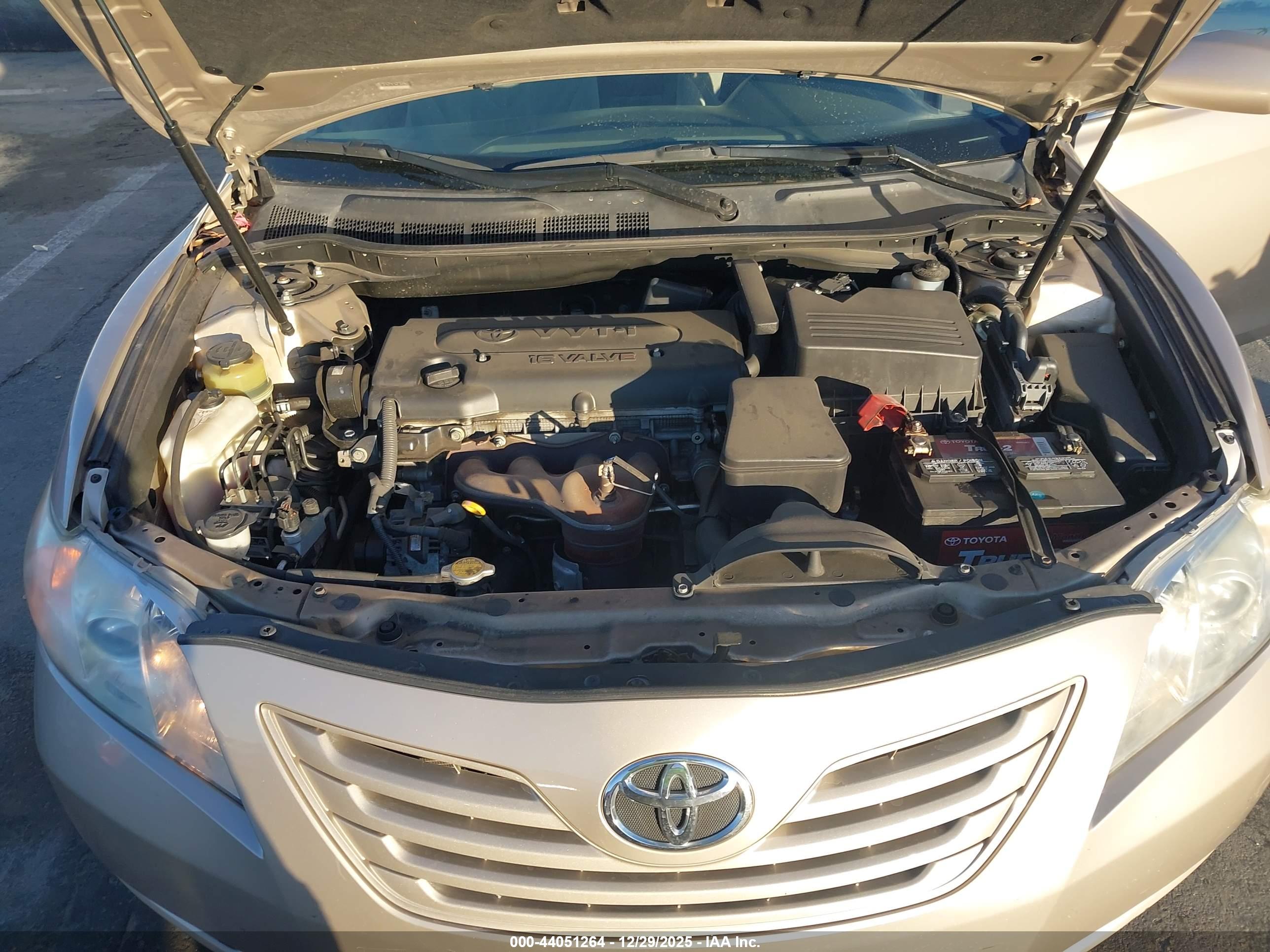 TOYOTA CAMRY image 10