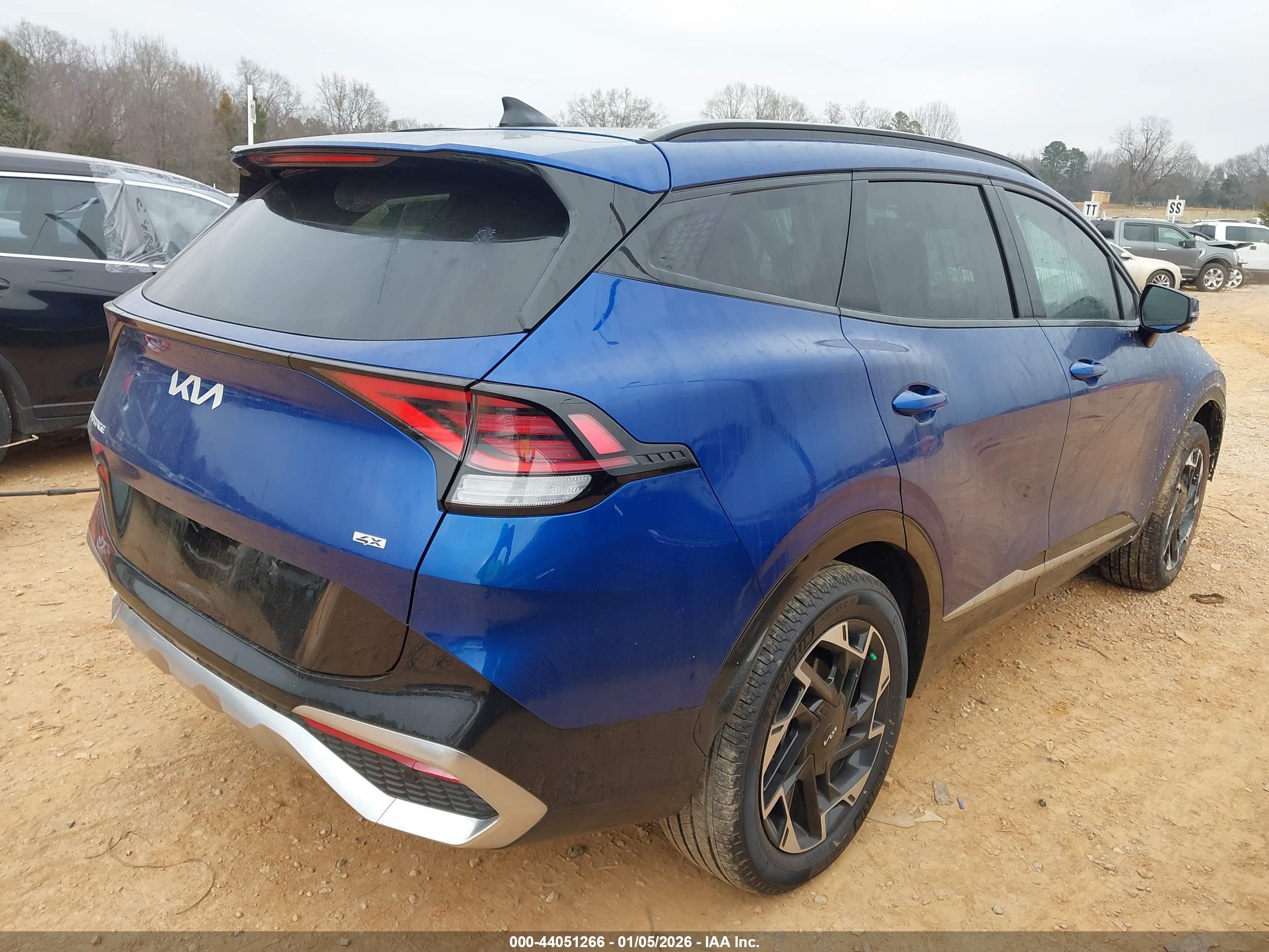 KIA SPORTAGE image 4