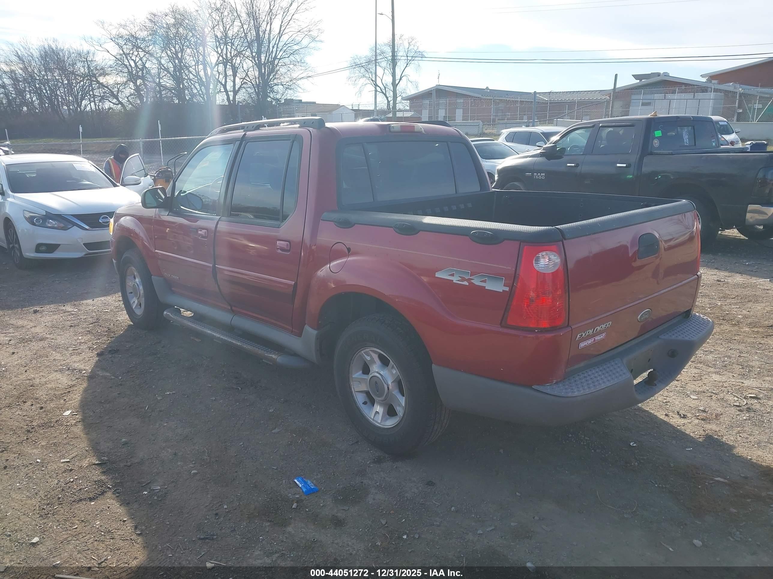 FORD EXPLORER image 3