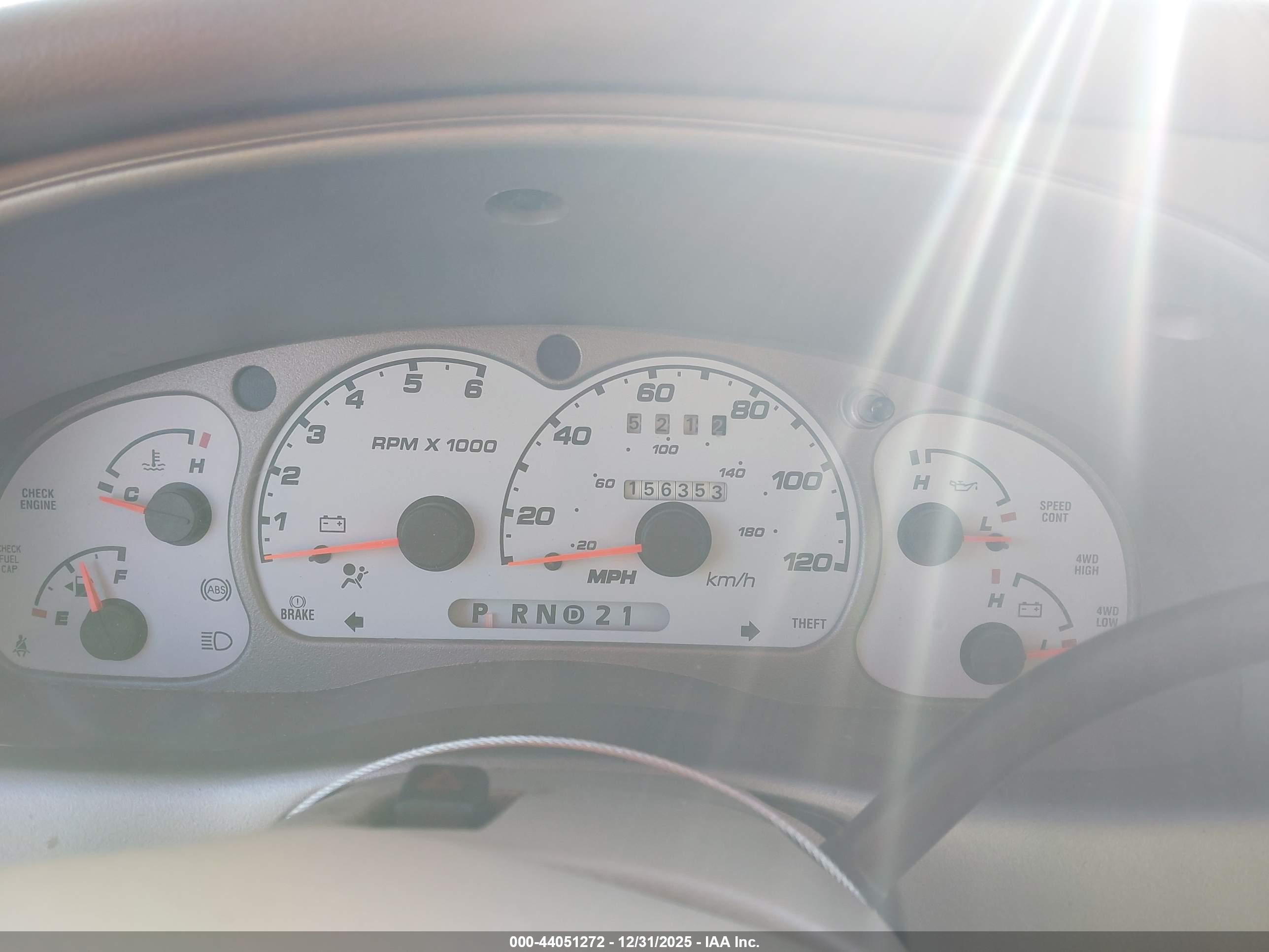 FORD EXPLORER image 7