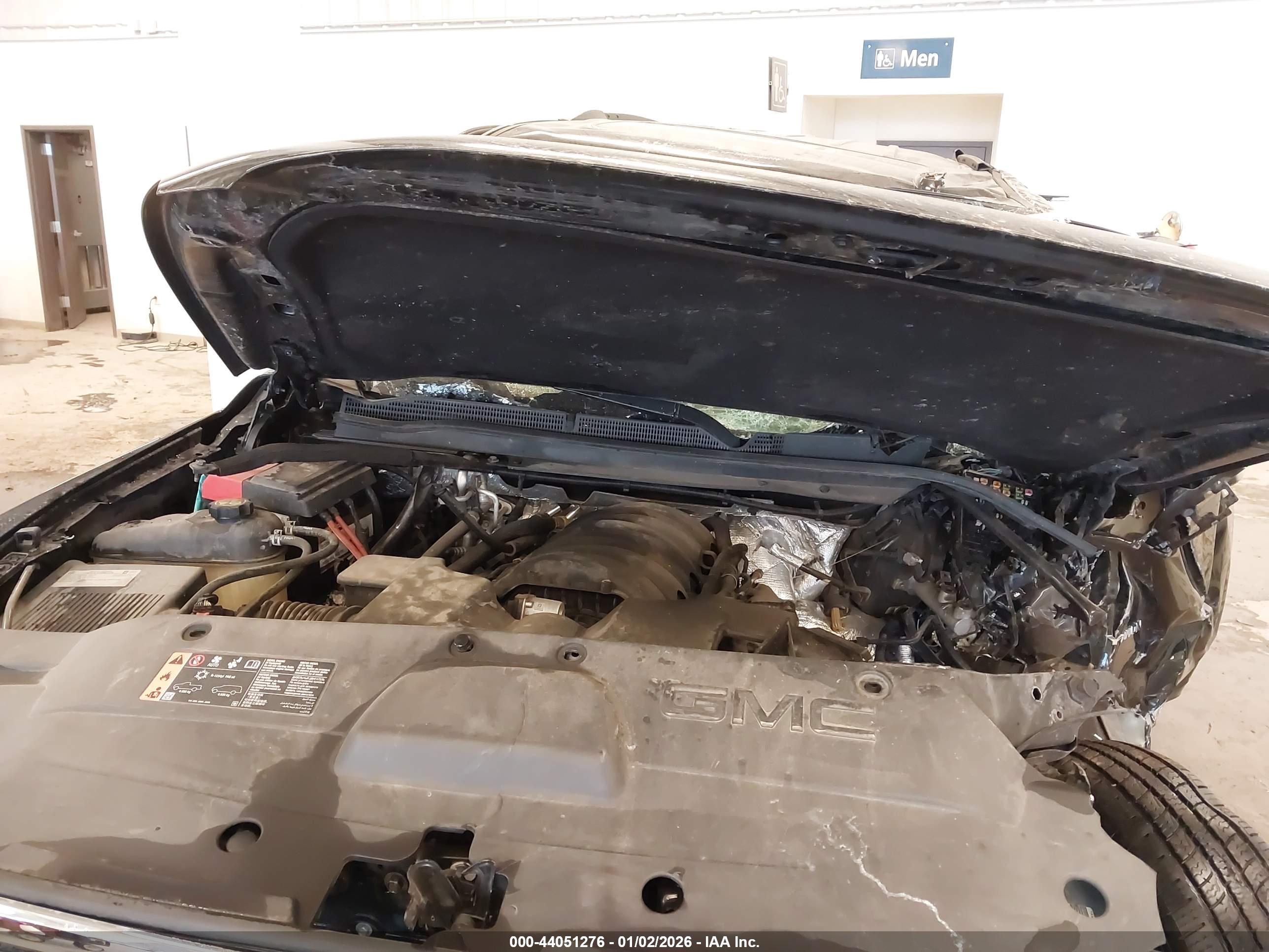 GMC YUKON image 10