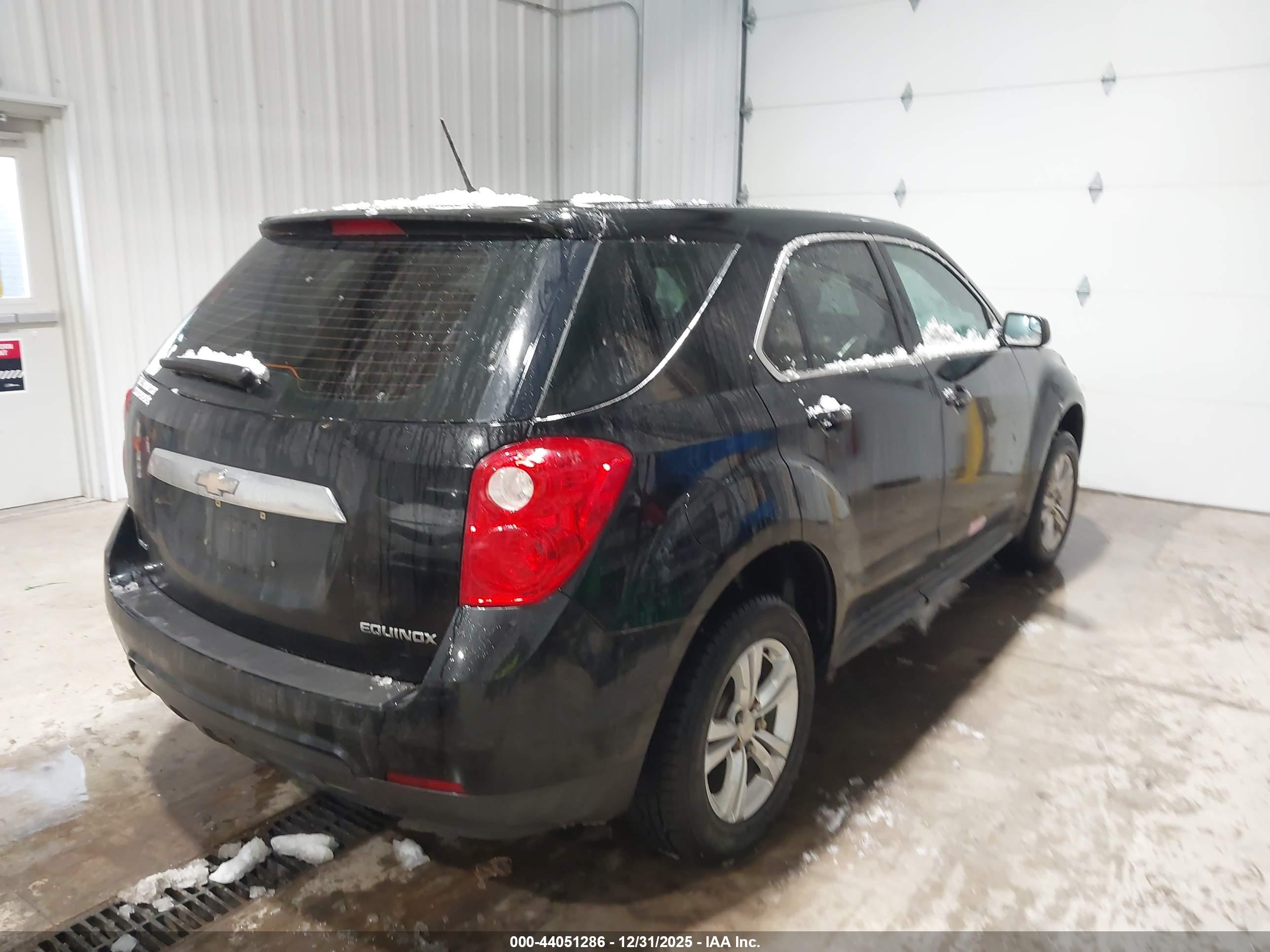 CHEVROLET EQUINOX image 4
