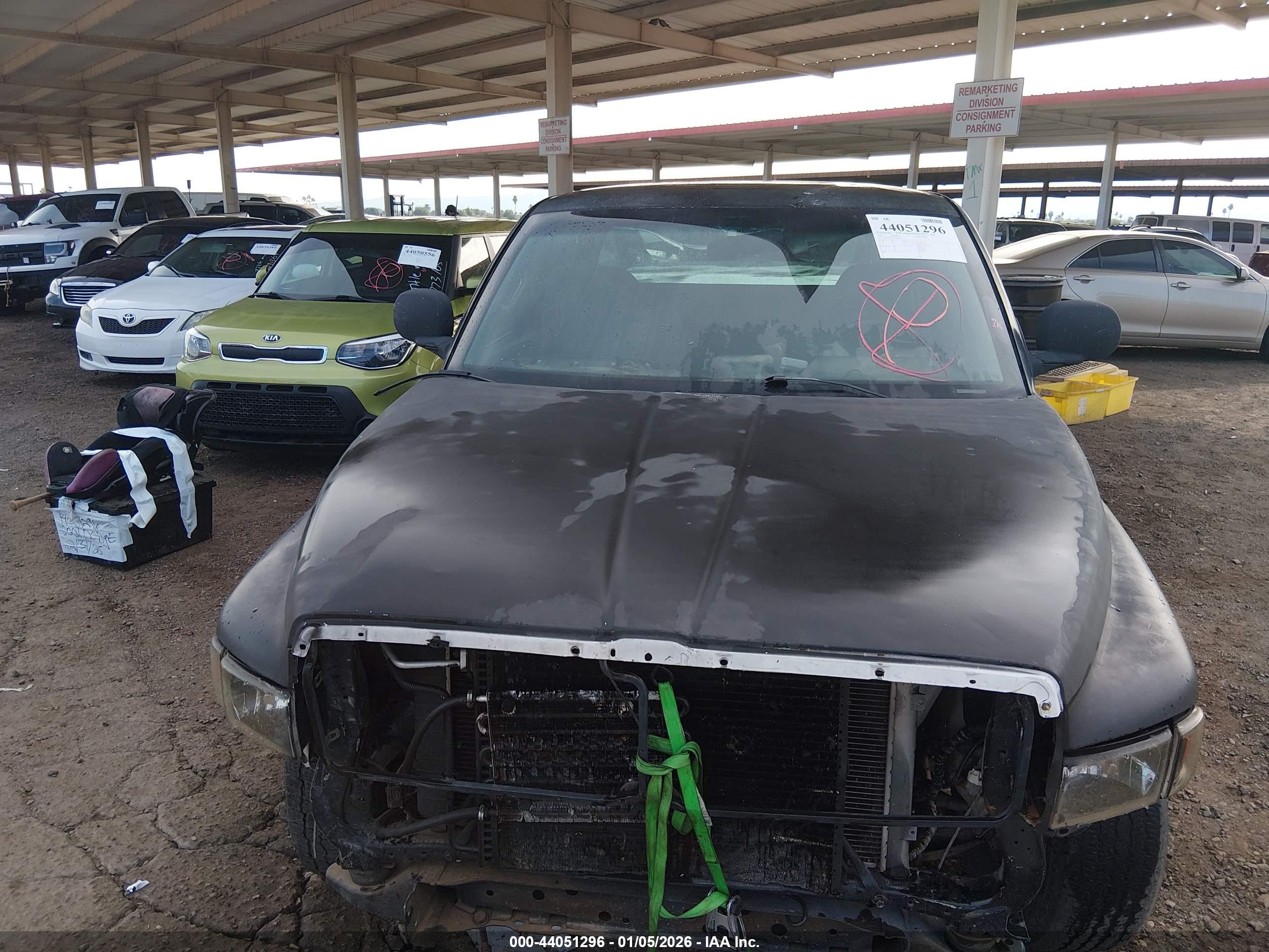 DODGE RAM image 6