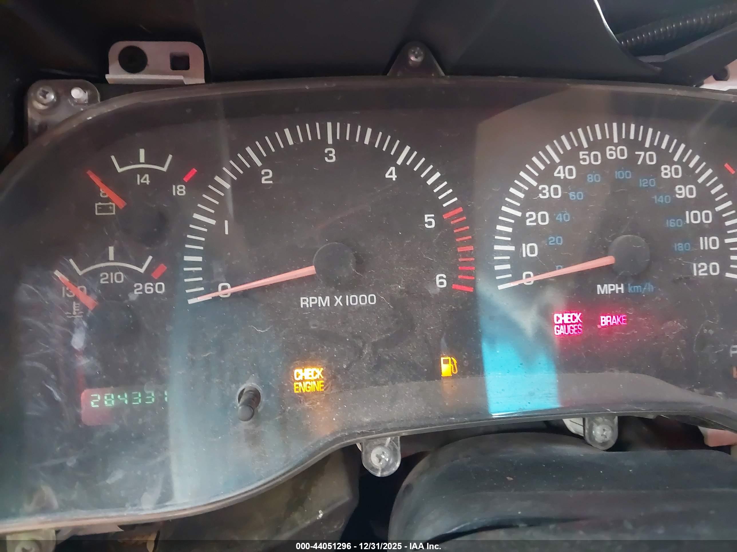 DODGE RAM image 7