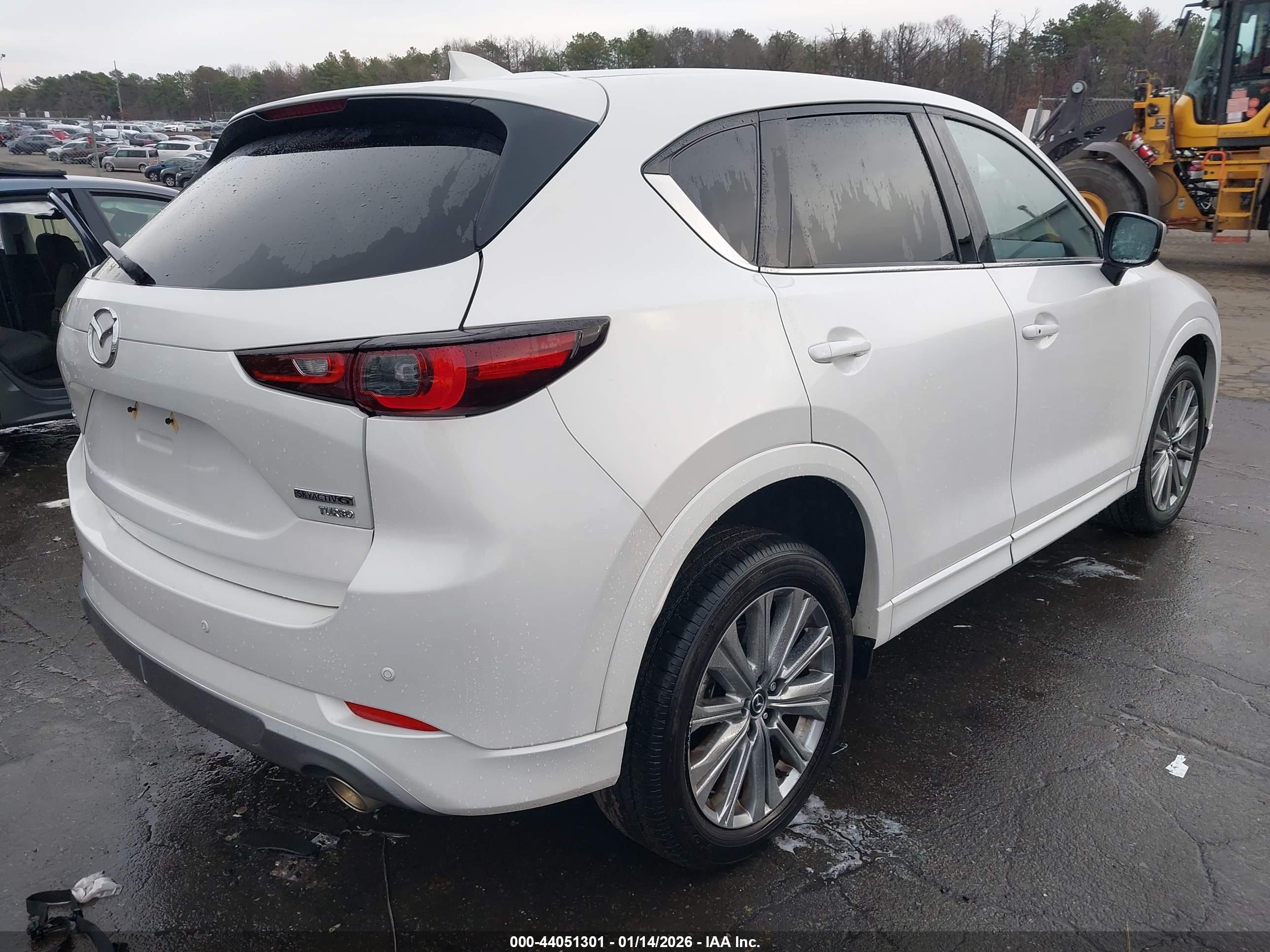 MAZDA CX-5 image 4