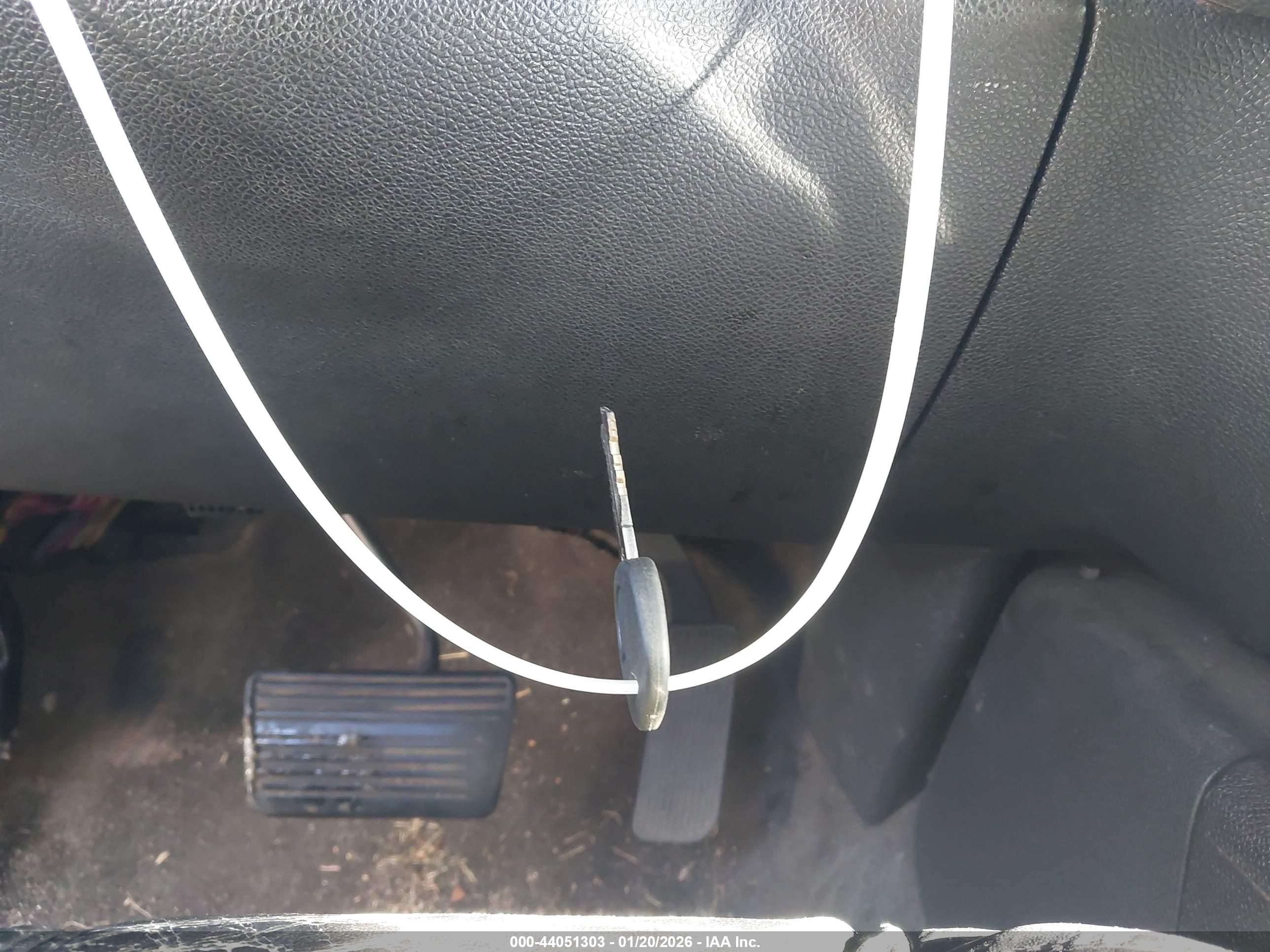 GMC YUKON image 11