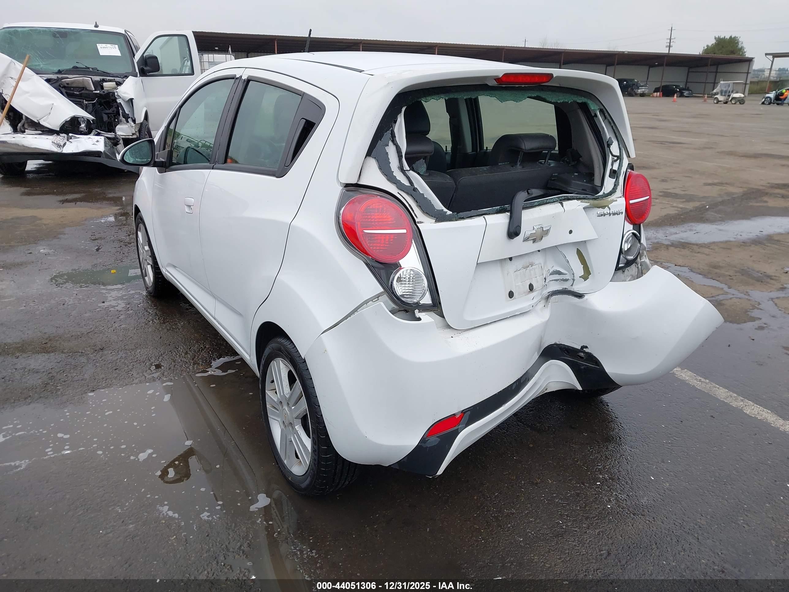 CHEVROLET SPARK image 3