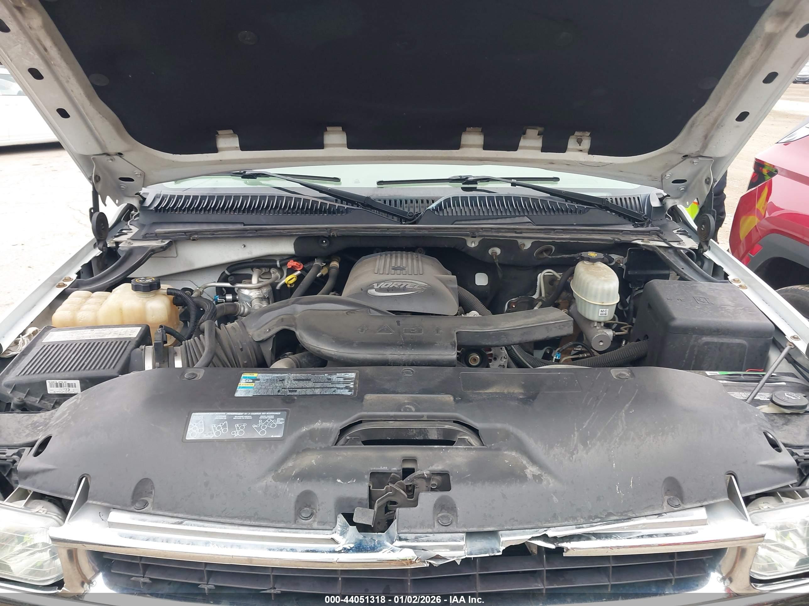 CHEVROLET TAHOE image 10