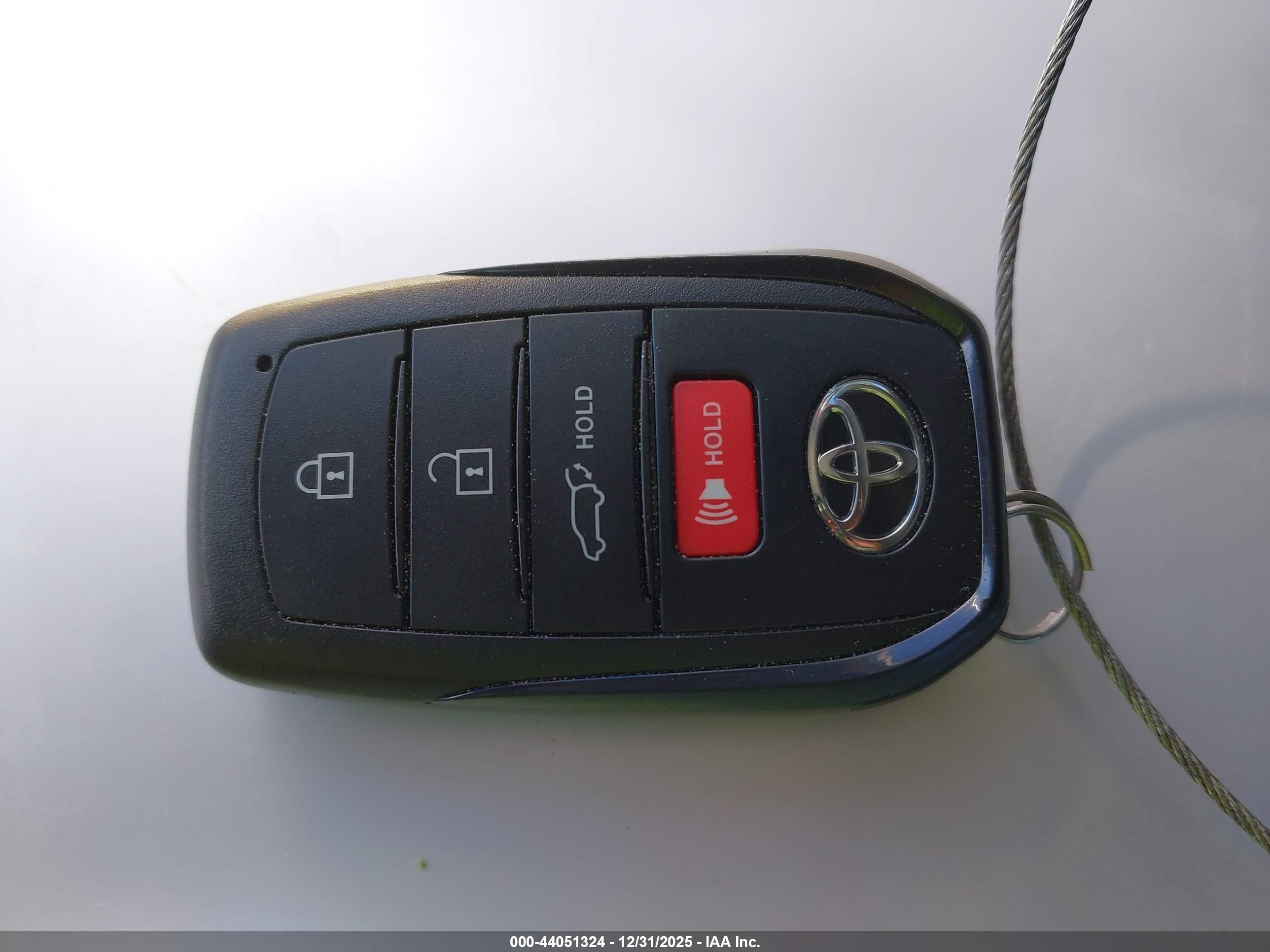 TOYOTA GRAND image 11