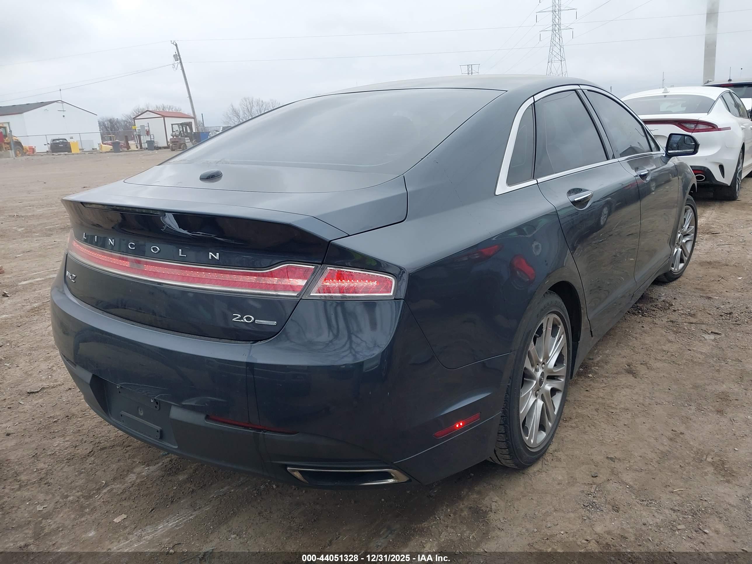 LINCOLN MKZ image 4