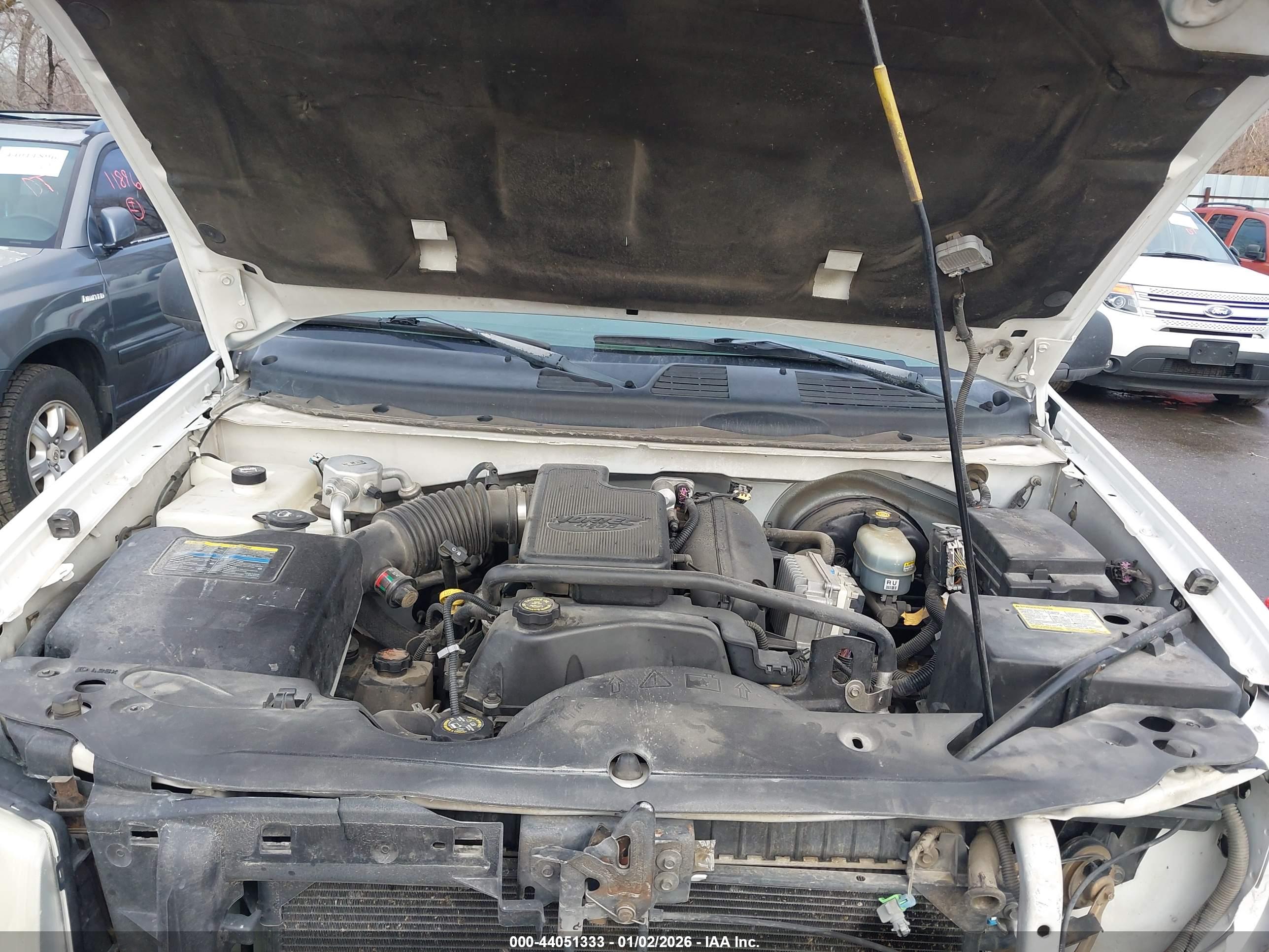 GMC ENVOY image 10