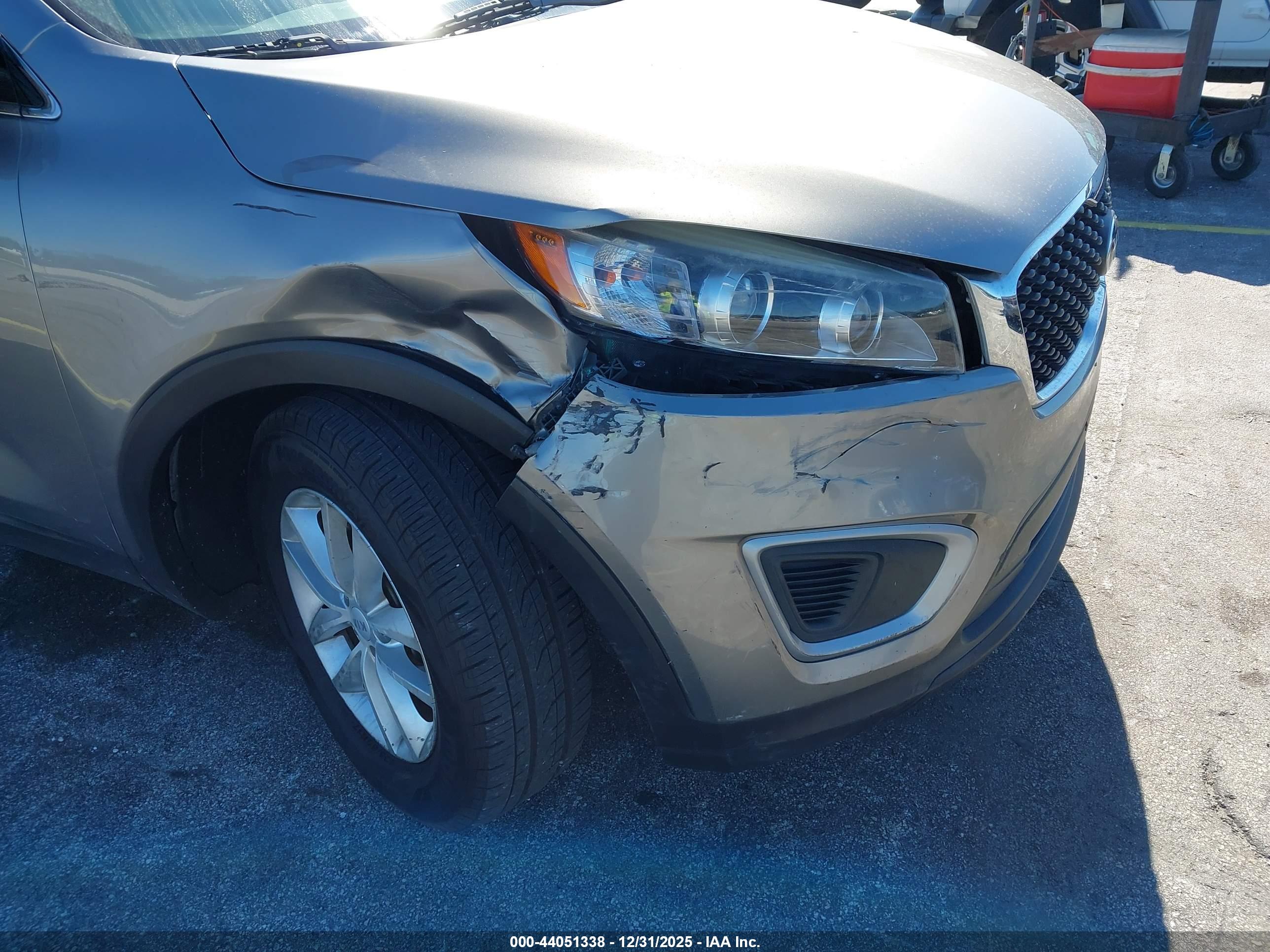 KIA SORENTO image 6