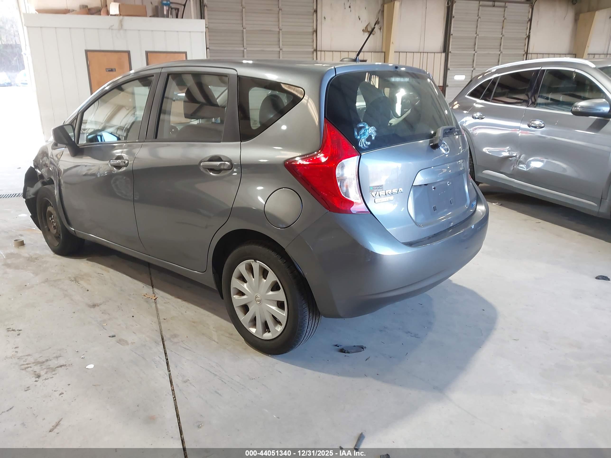 NISSAN VERSA image 3