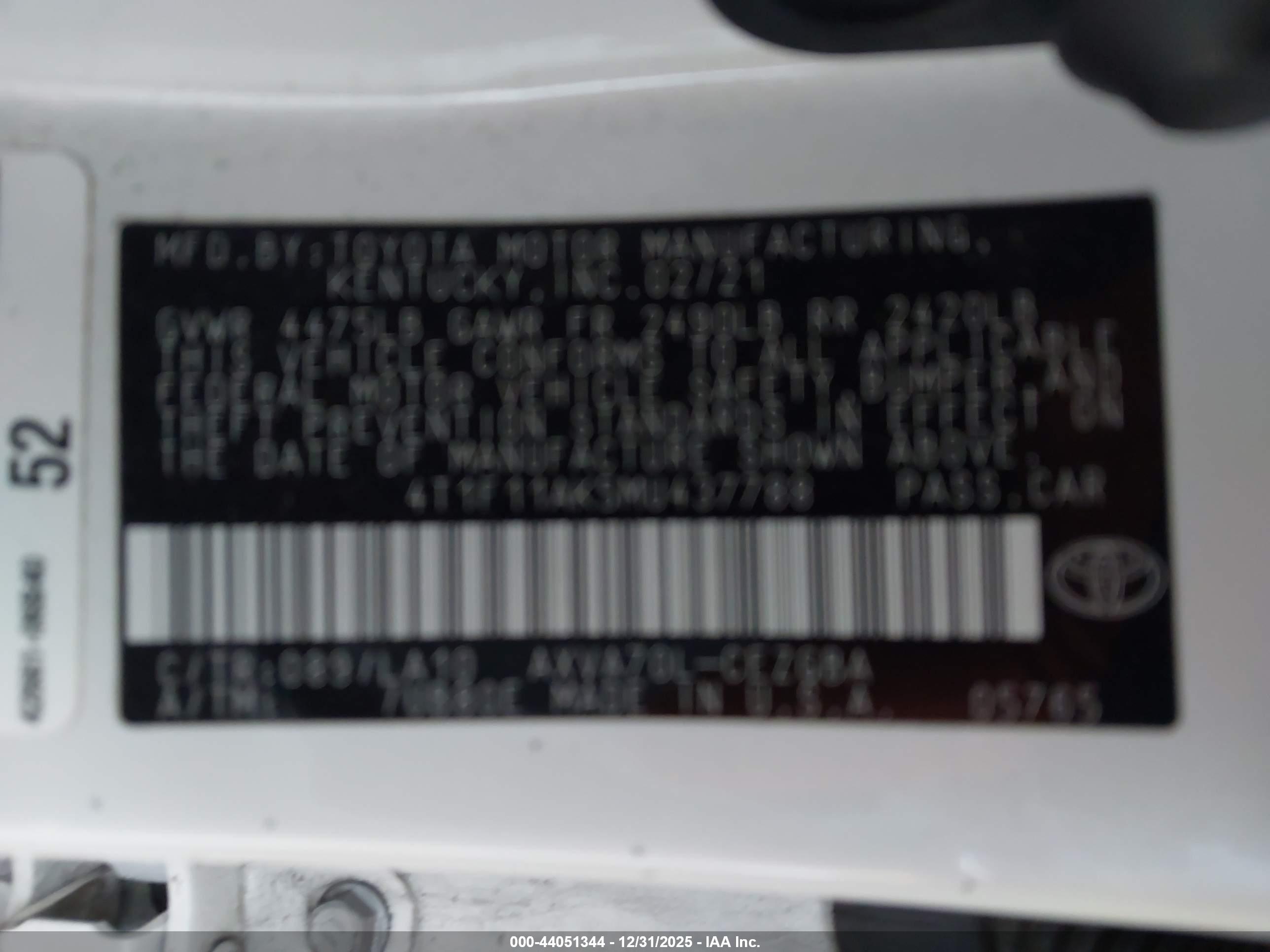TOYOTA CAMRY image 9
