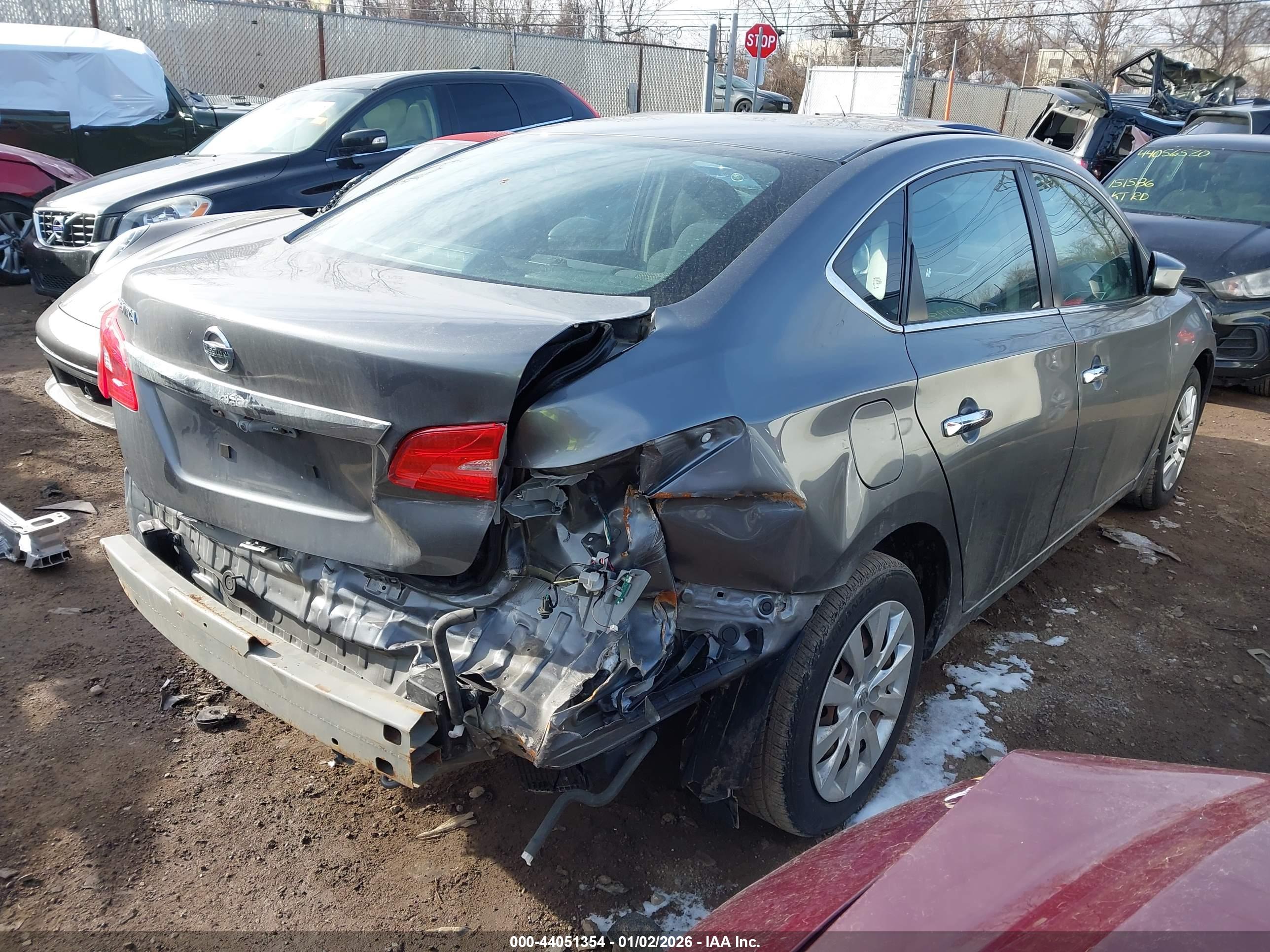 NISSAN SENTRA image 4