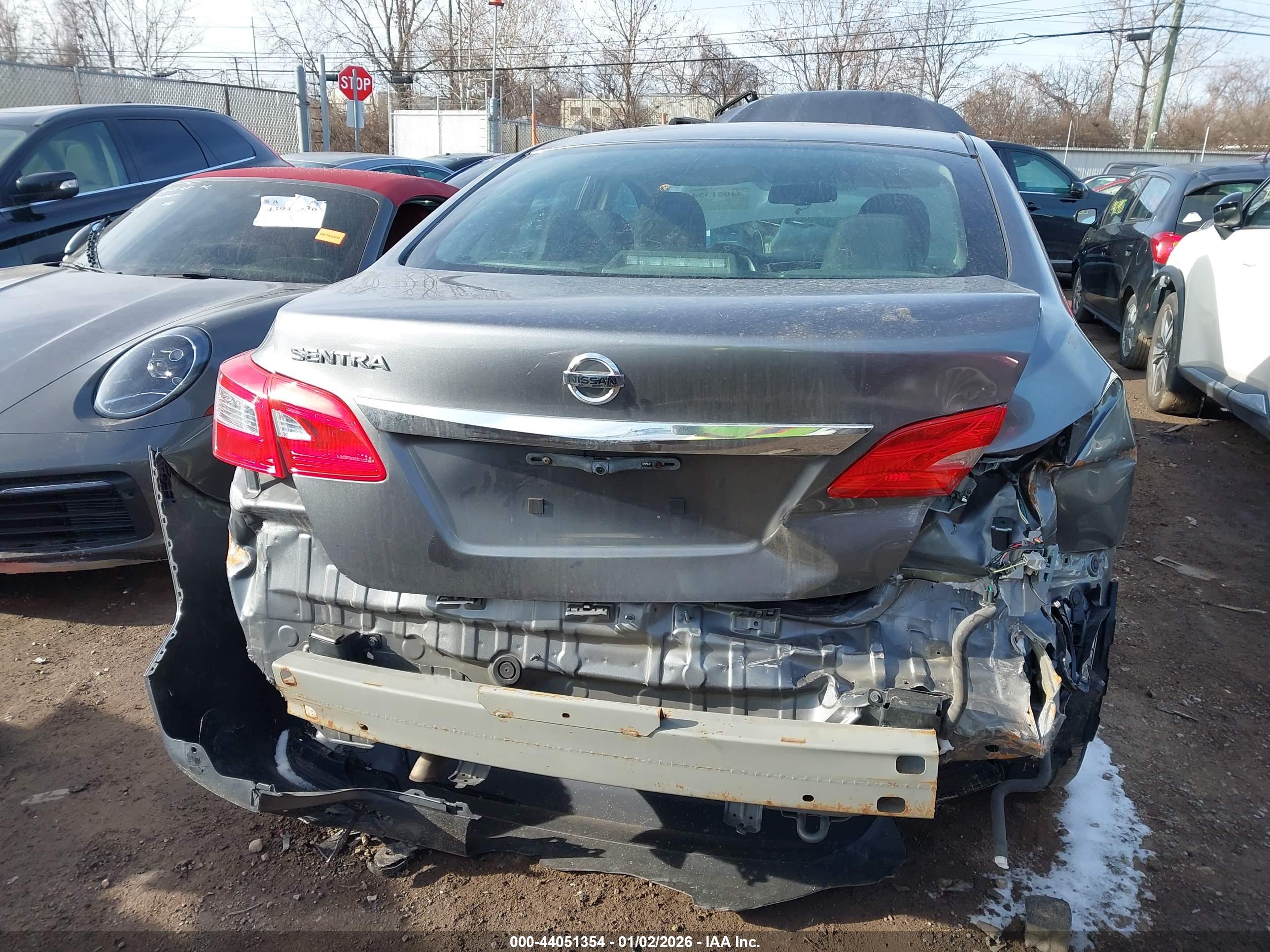 NISSAN SENTRA image 6