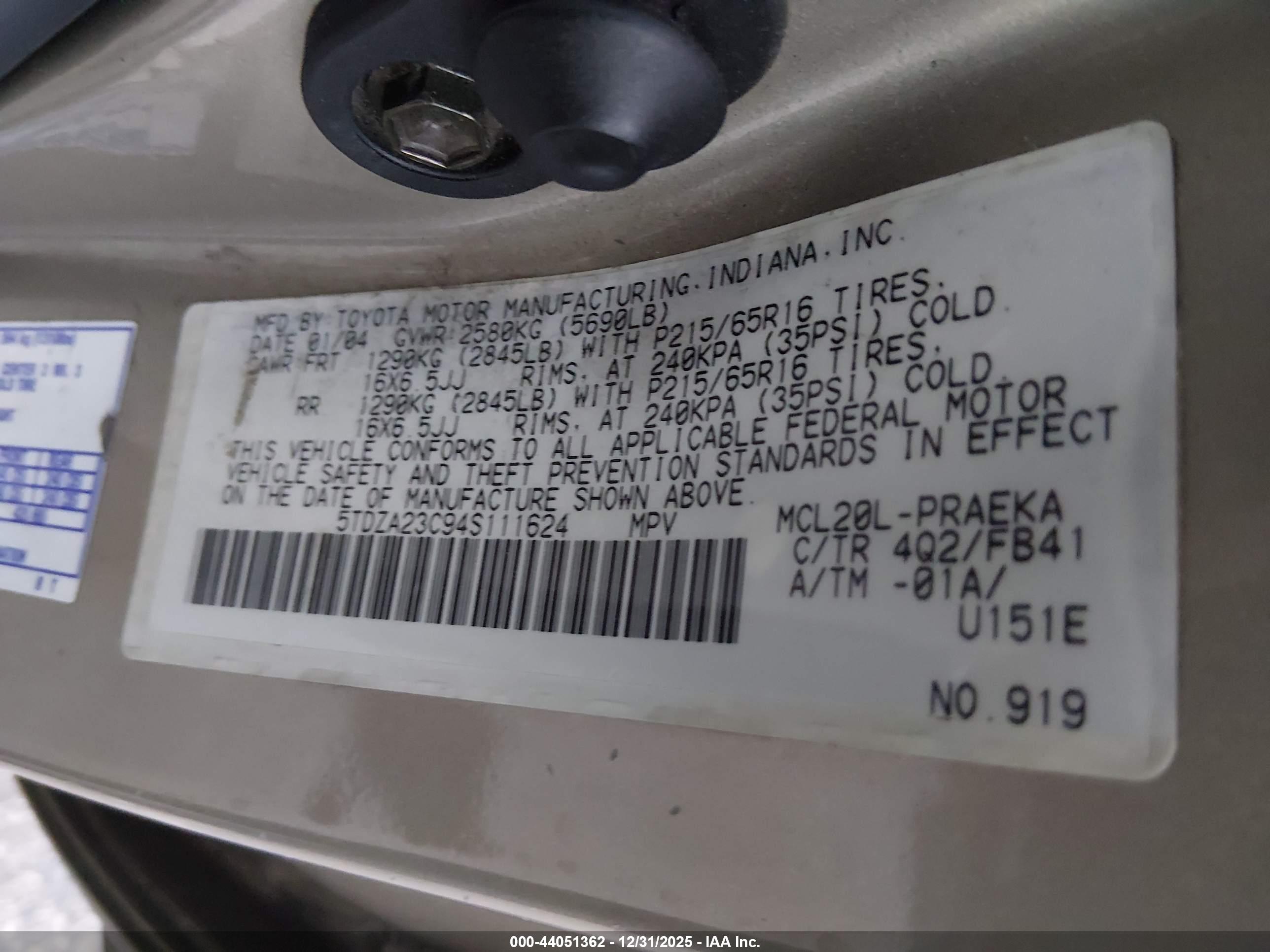 TOYOTA SIENNA image 9