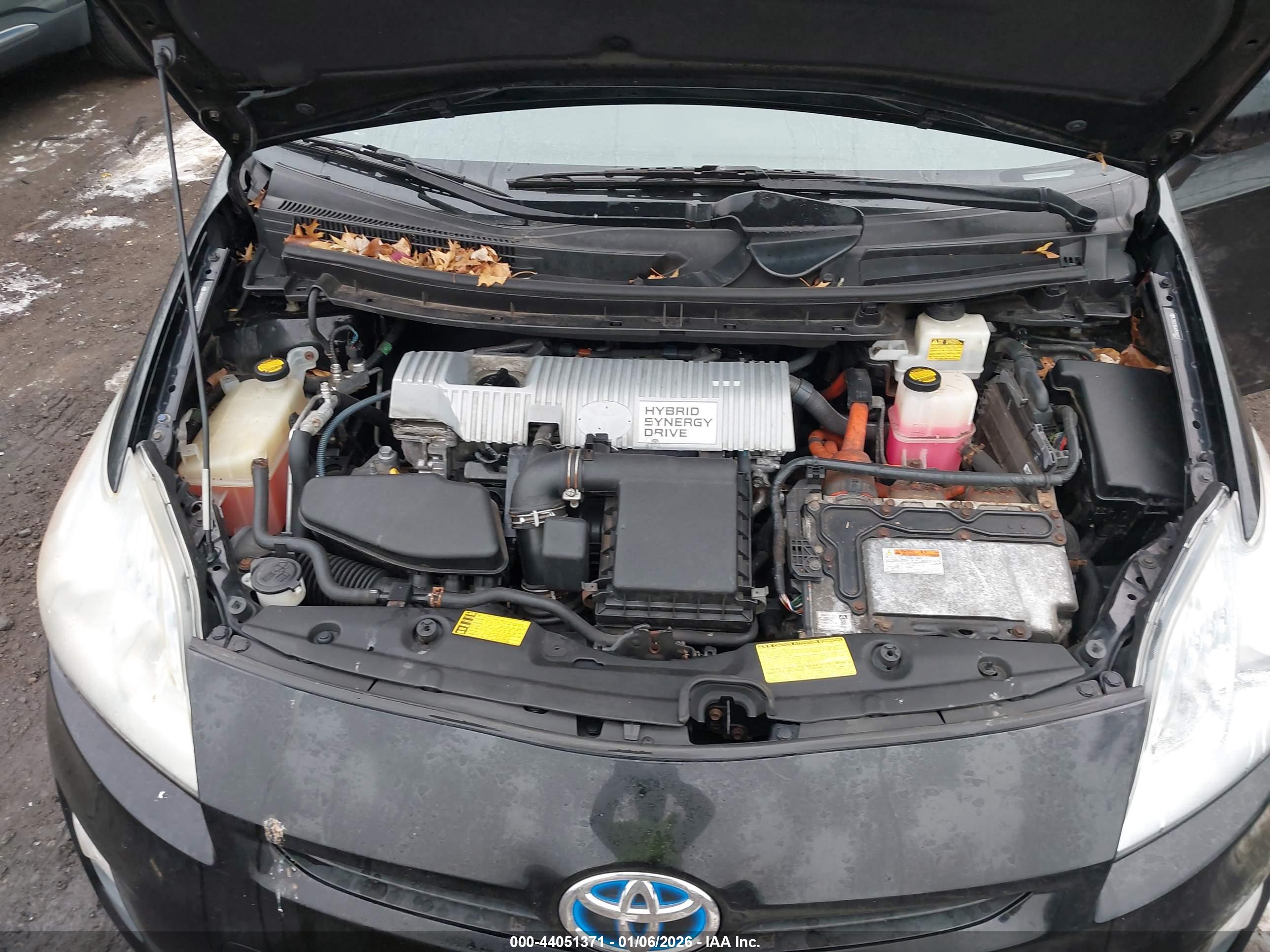 TOYOTA PRIUS image 10