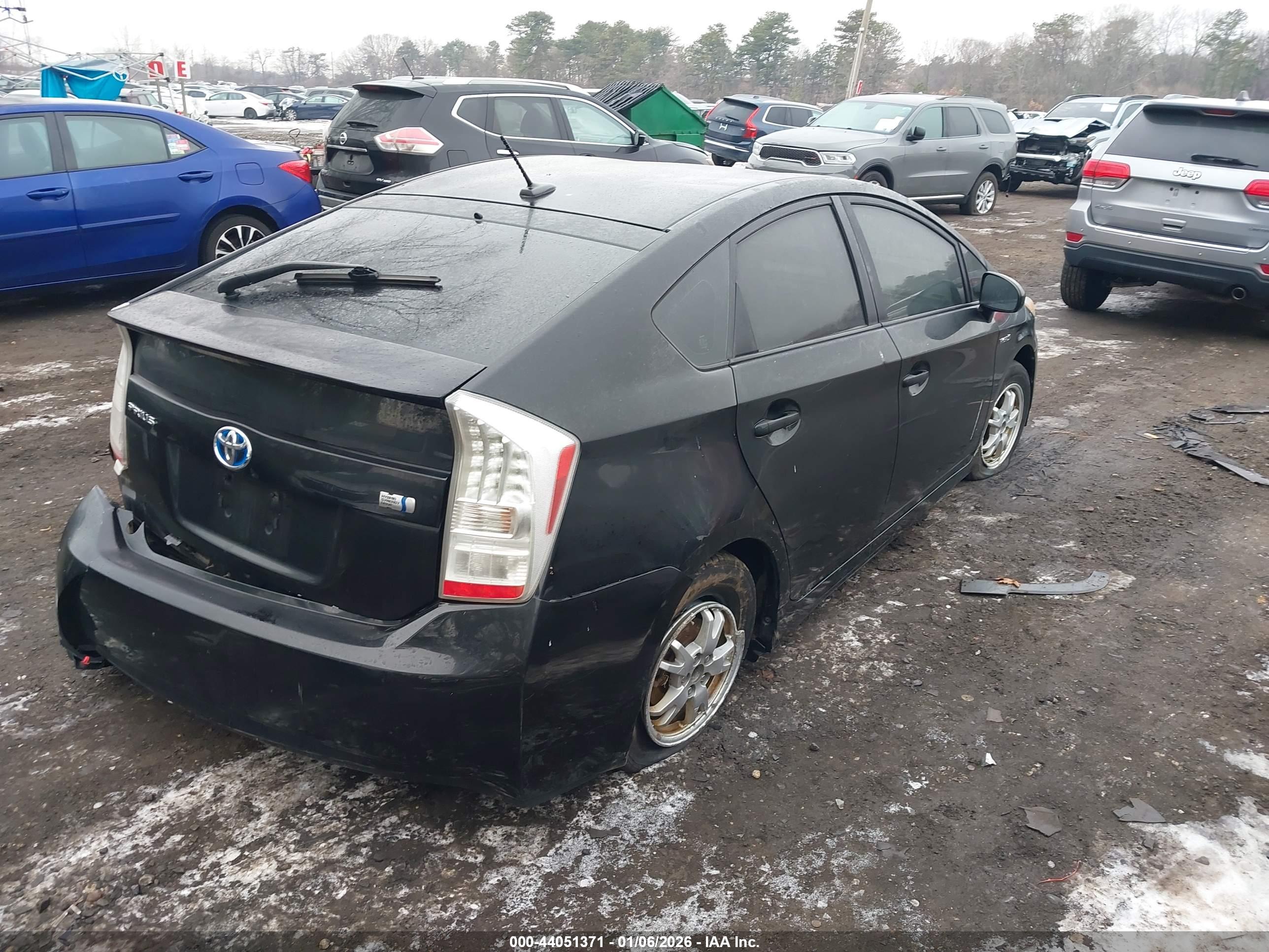 TOYOTA PRIUS image 4
