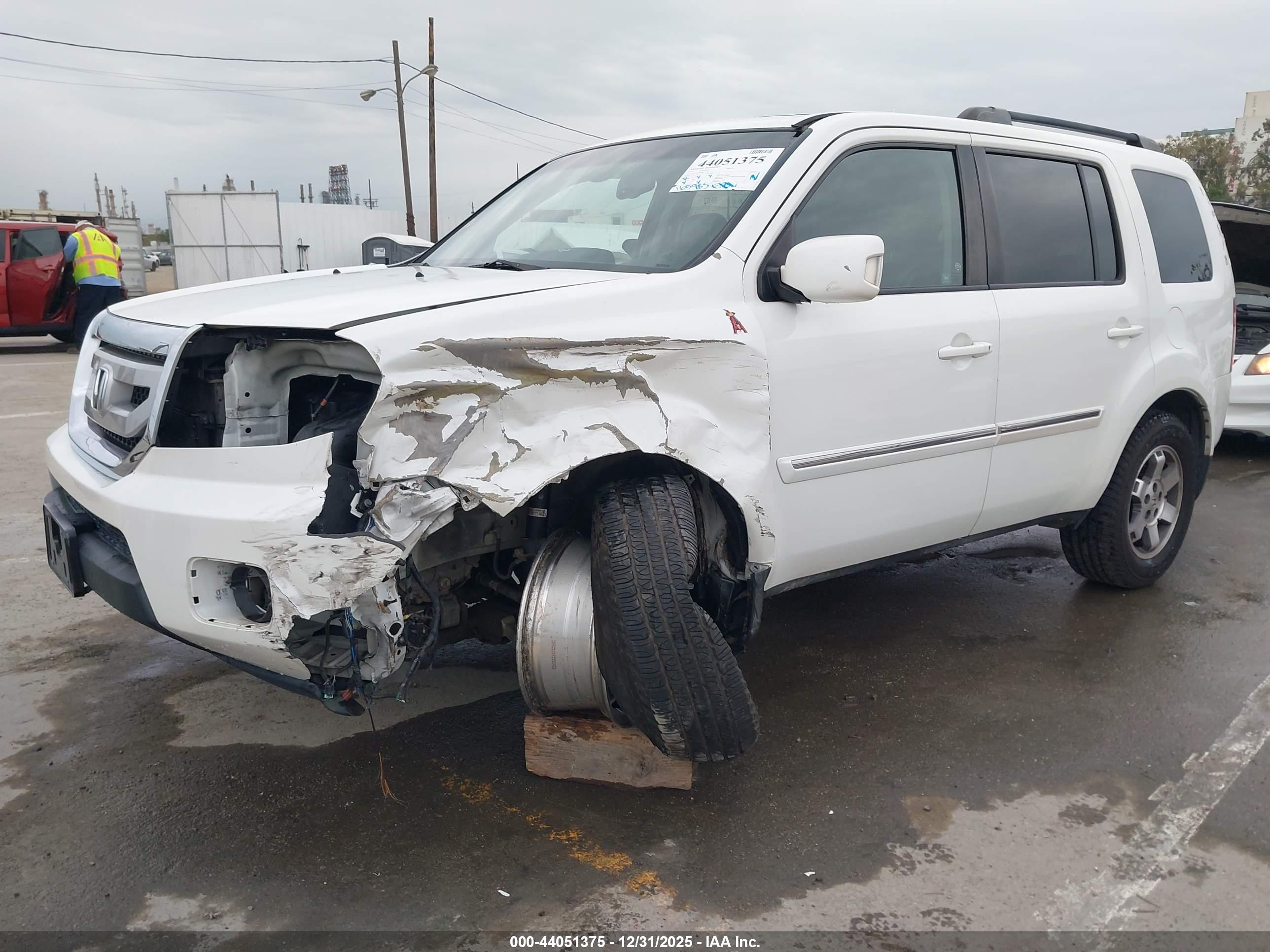 HONDA PILOT image 2