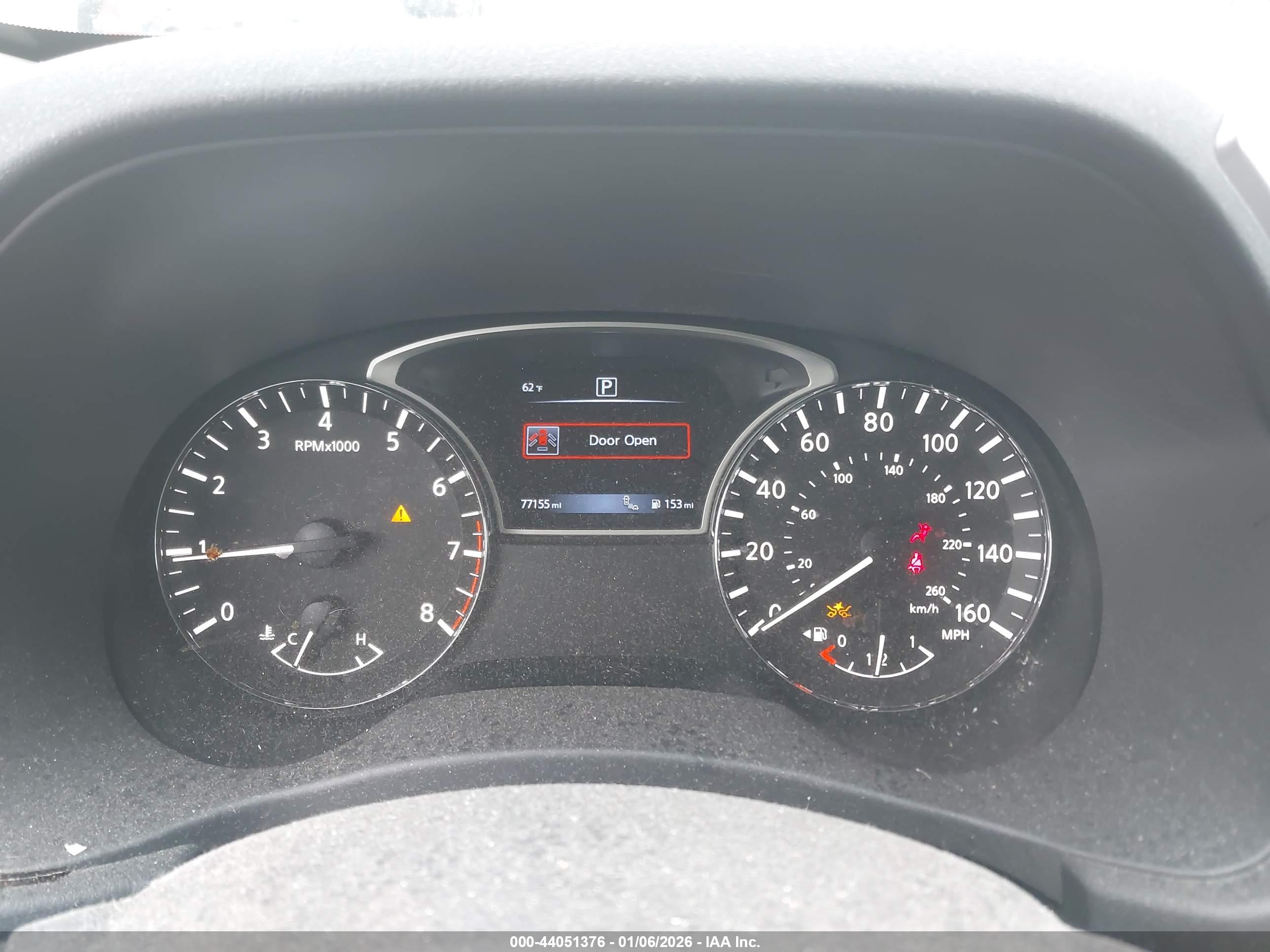 NISSAN PATHFINDER image 7