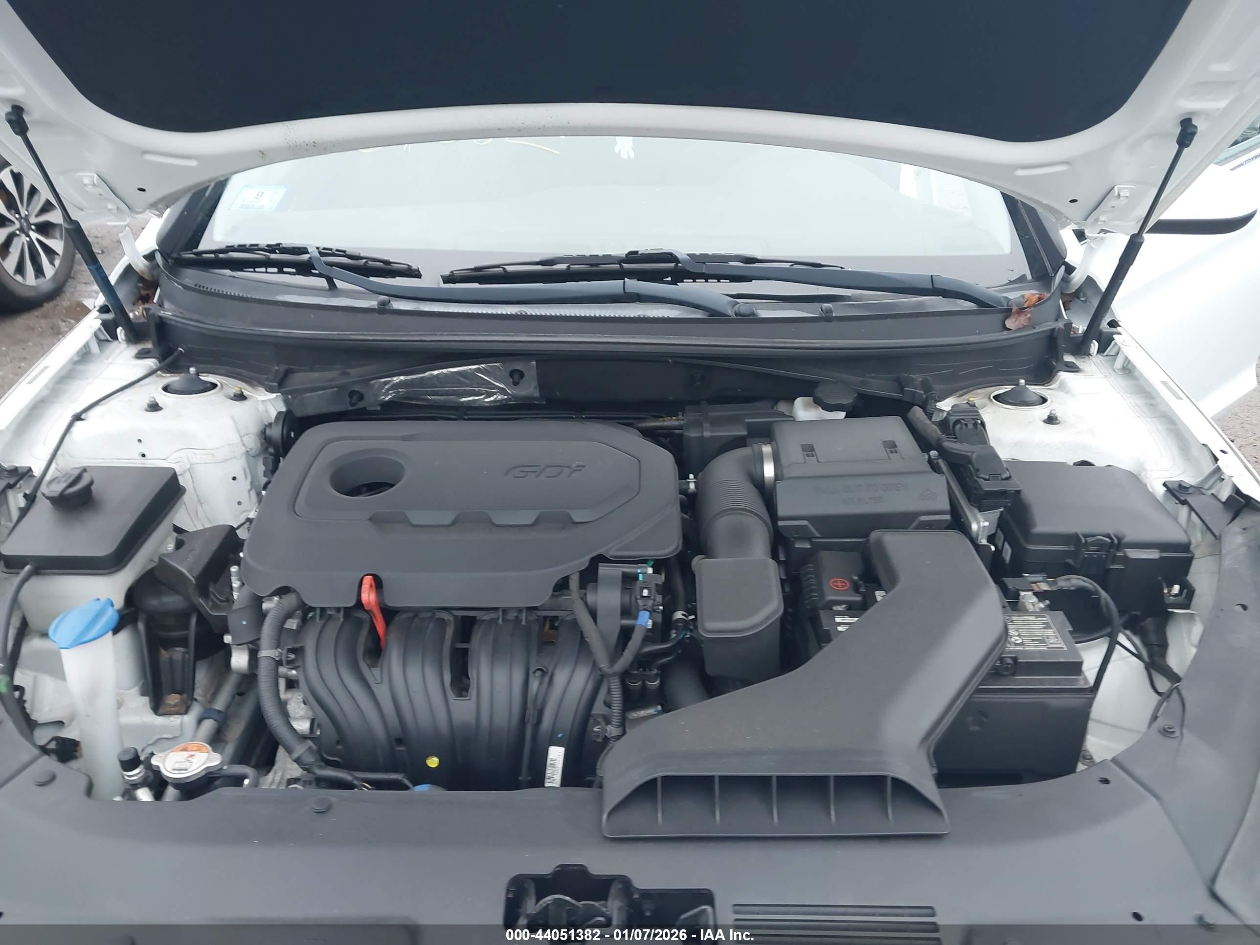 HYUNDAI SONATA image 10