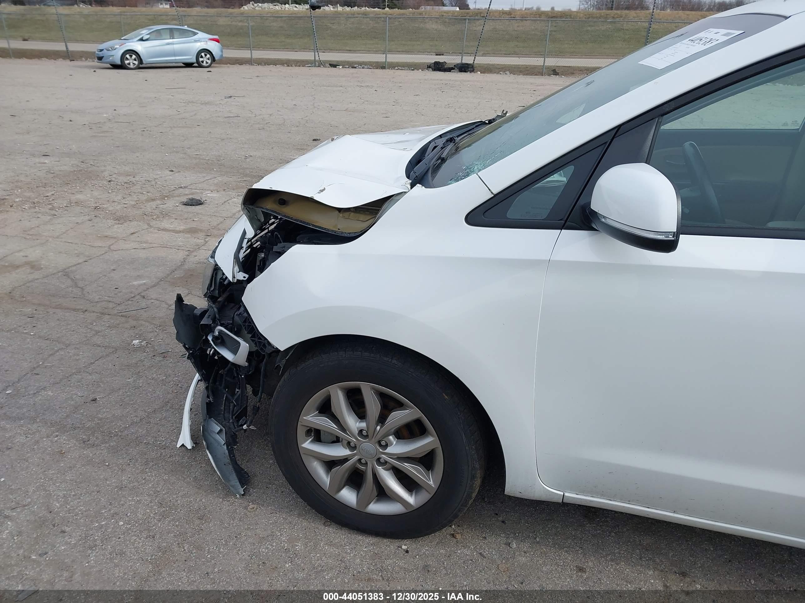 KIA SEDONA image 6