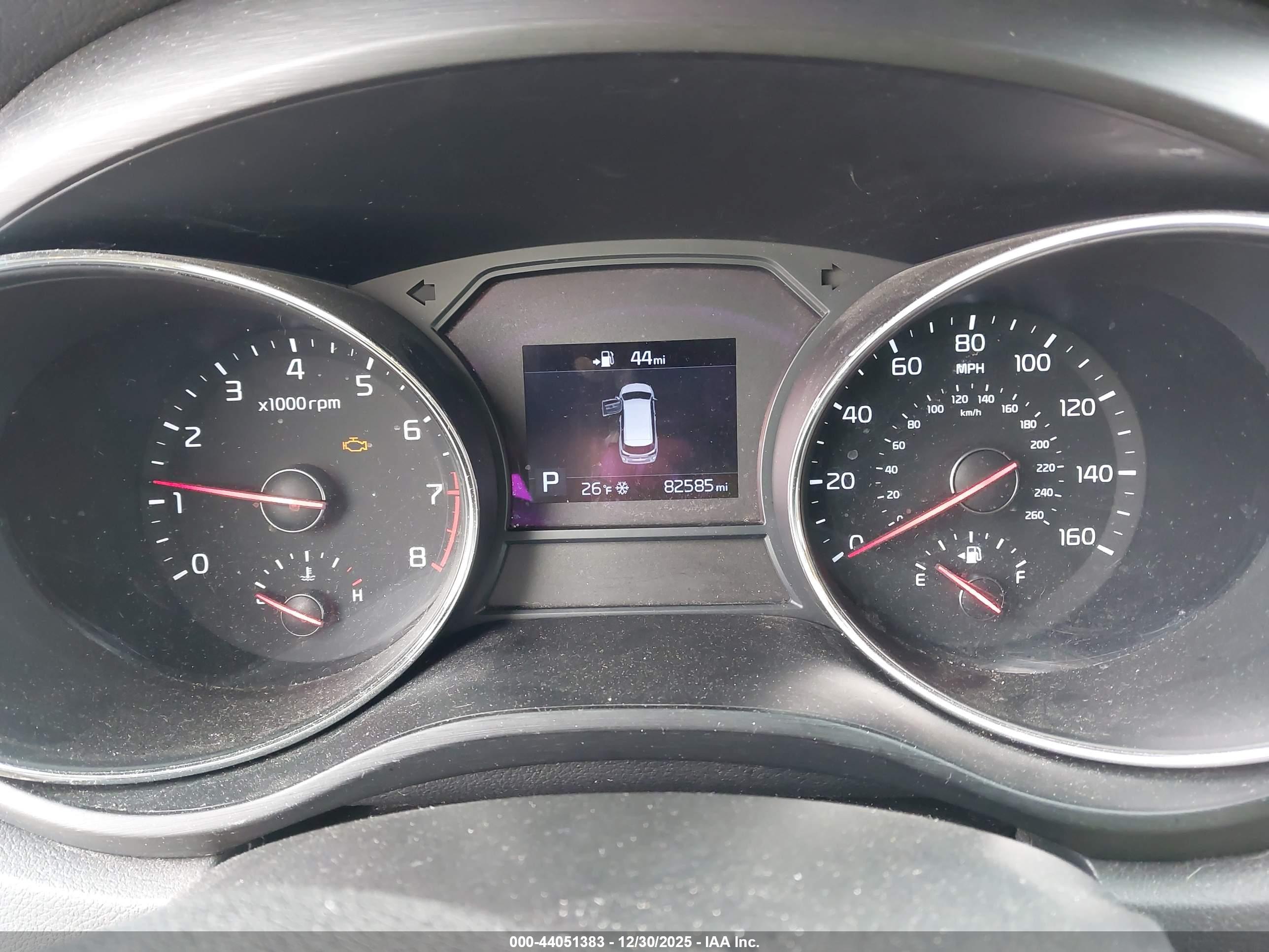 KIA SEDONA image 7