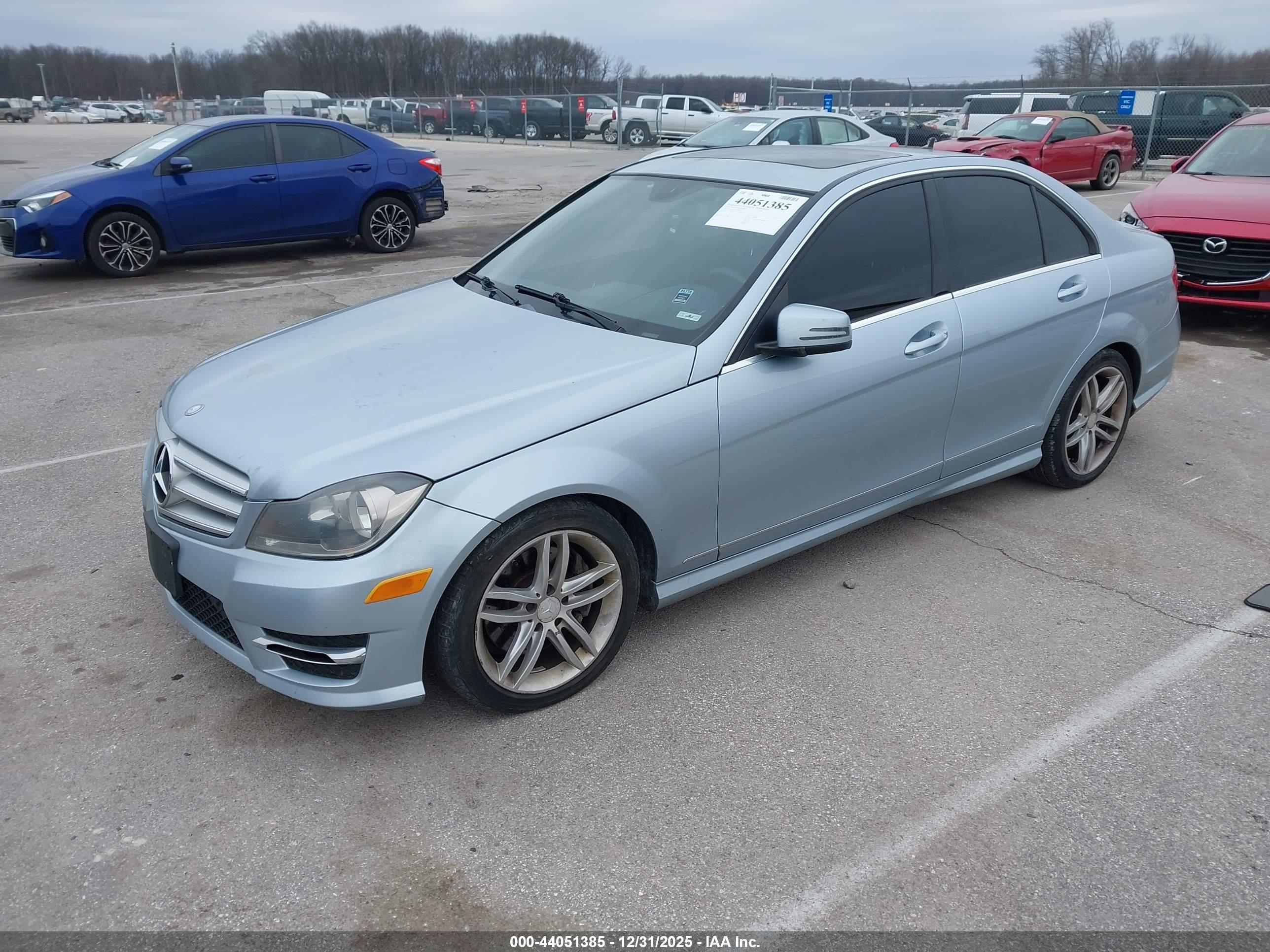 MERCEDES-BENZ C image 2