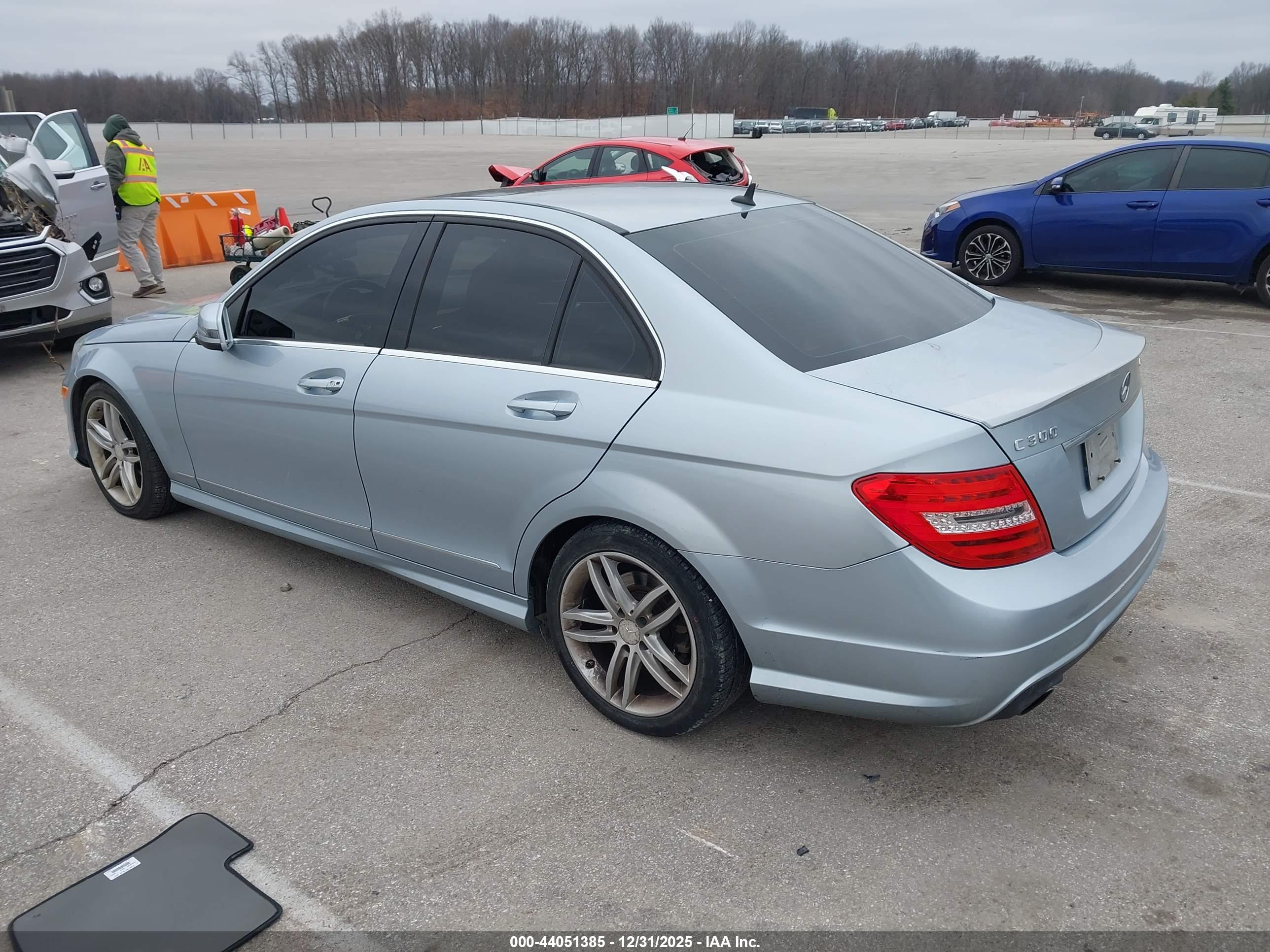 MERCEDES-BENZ C image 3